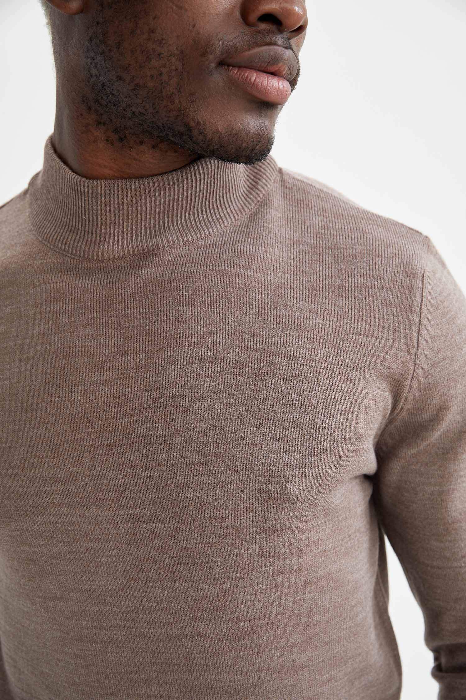 Slim Fit Balıkçı Yaka Triko Kazak