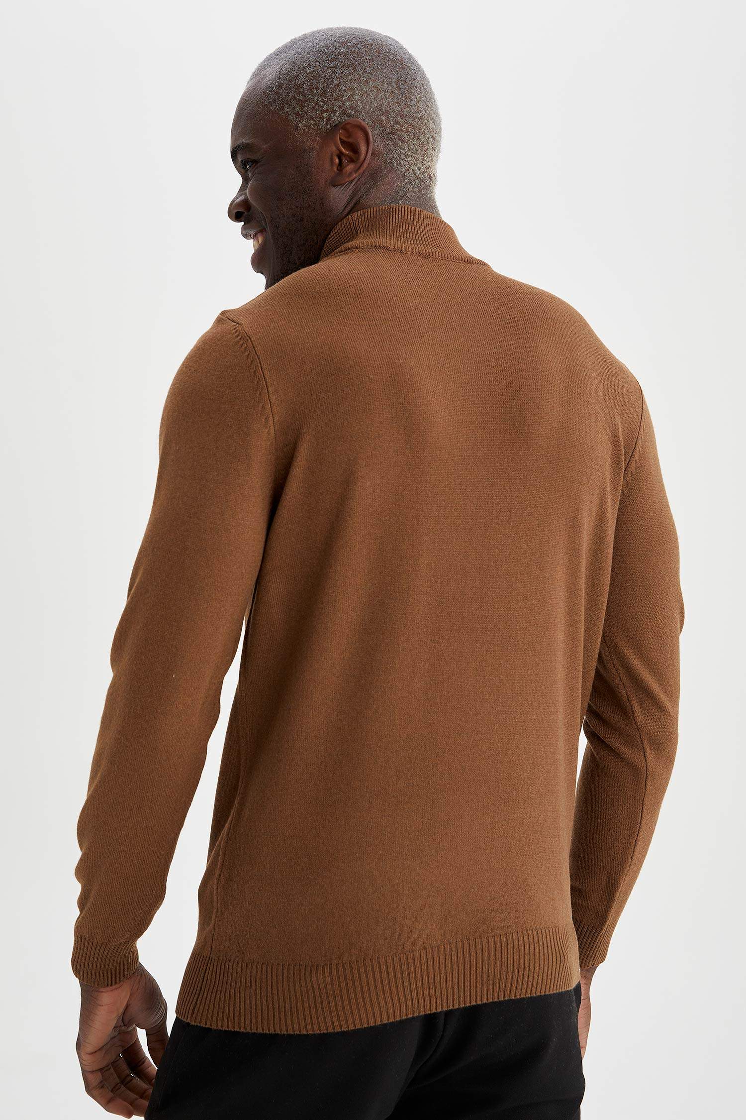 Slim Fit Balıkçı Yaka Triko Kazak