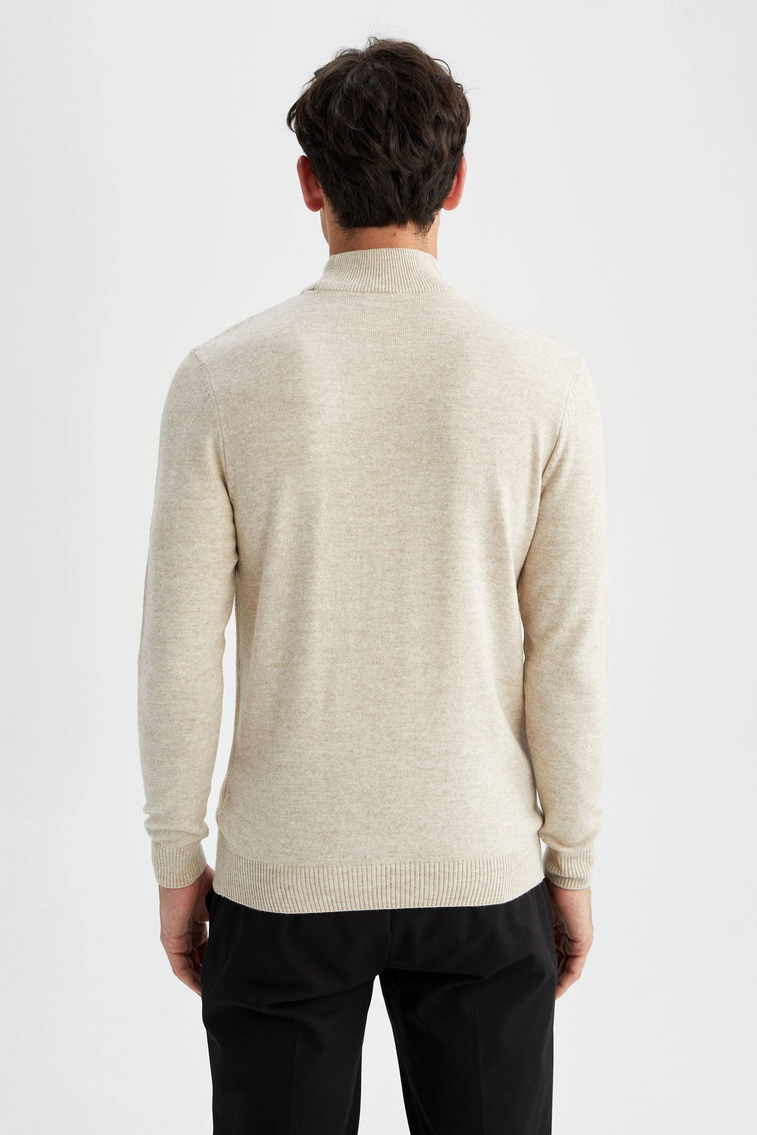 Defacto Slim Fit Yarım Balıkçı Yaka Triko Kazak. 8 Defacto Slim Fit Yarım Balıkçı Yaka Triko Kazak. 8