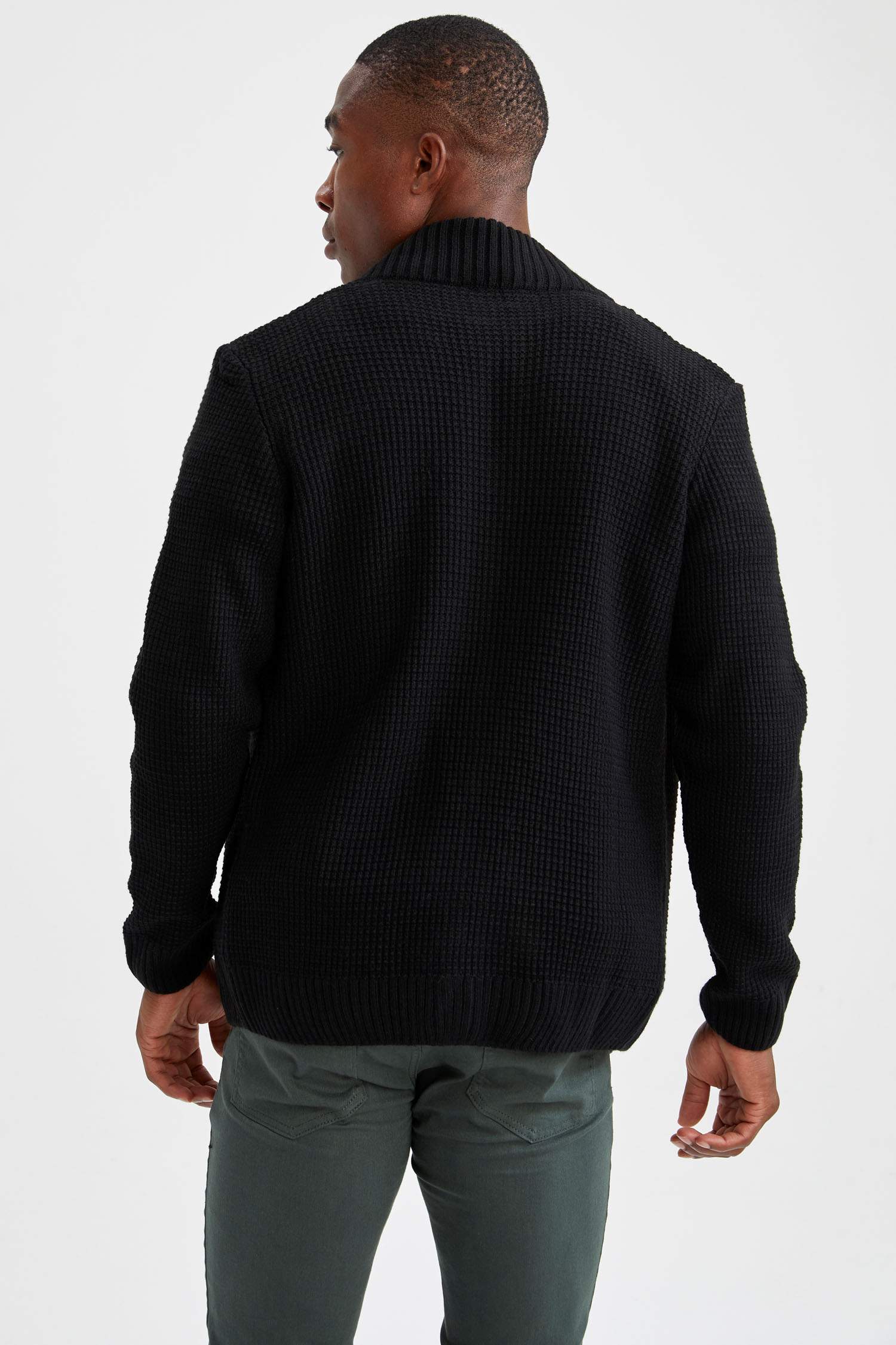 Slim Fit Yarım Balıkçı Yaka Fermuarlı Uzun Kollu Triko Hırka