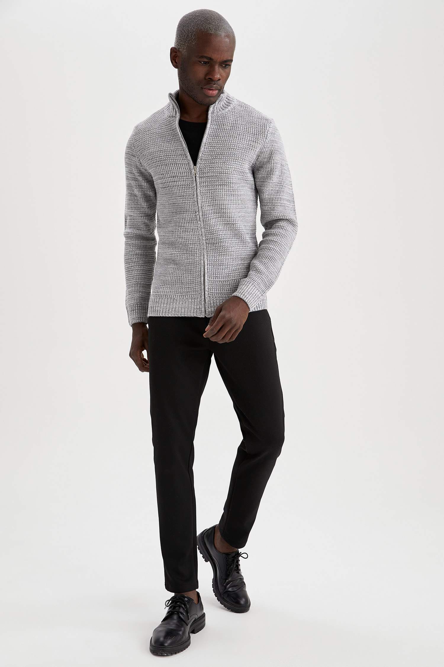 Slim Fit Yarım Balıkçı Yaka Fermuarlı Uzun Kollu Triko Hırka