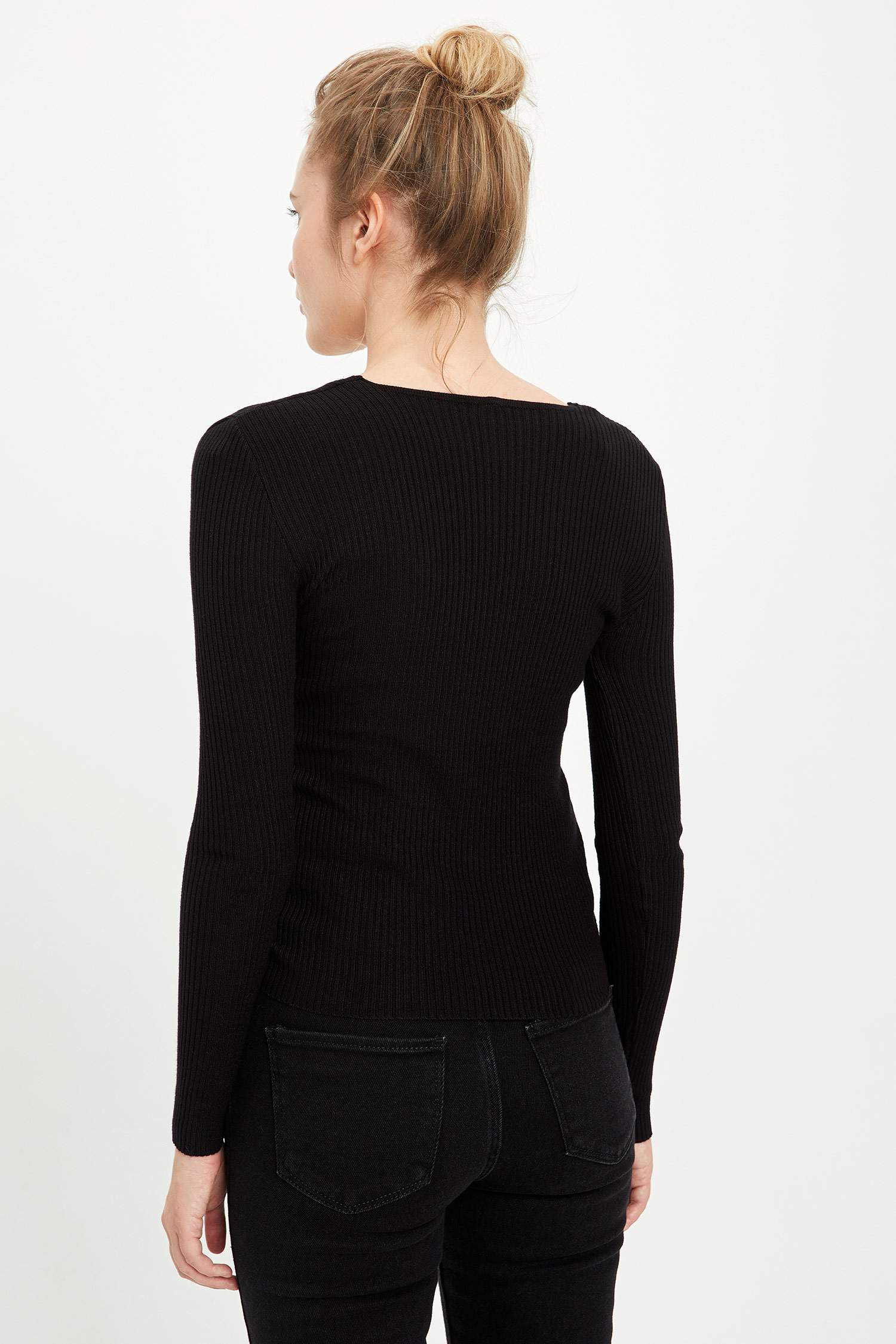 V Yaka Slim Fit Basic Triko Kazak