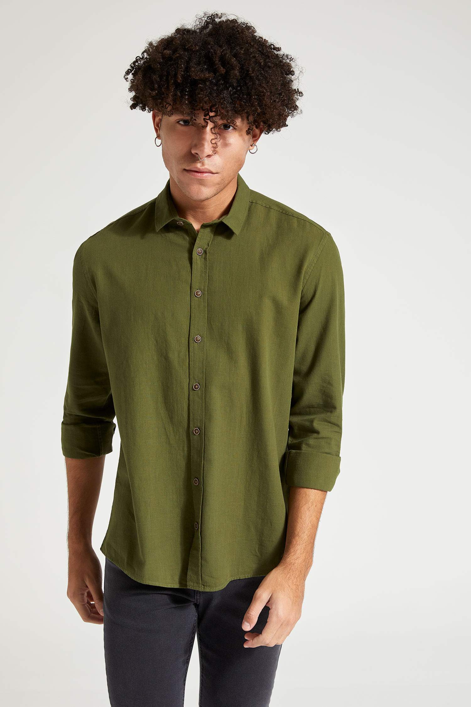 Slim Fit Basic Uzun Kollu Gömlek