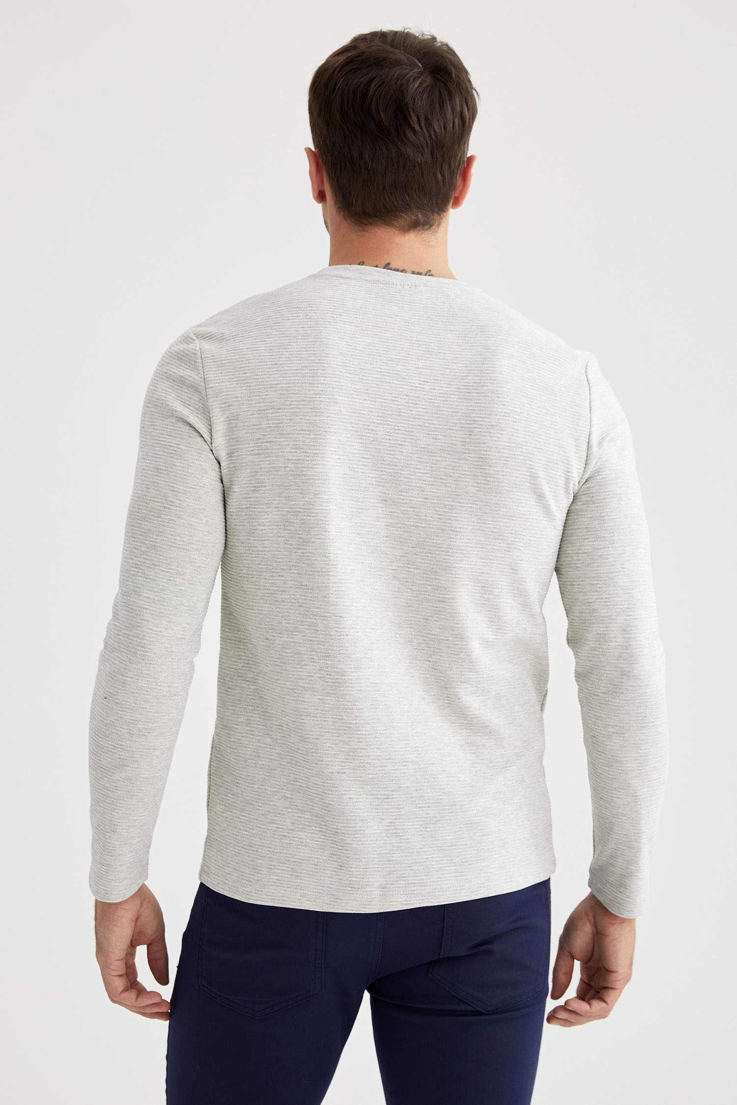 Uzun Kollu Body Slim Fit Bisiklet Yaka