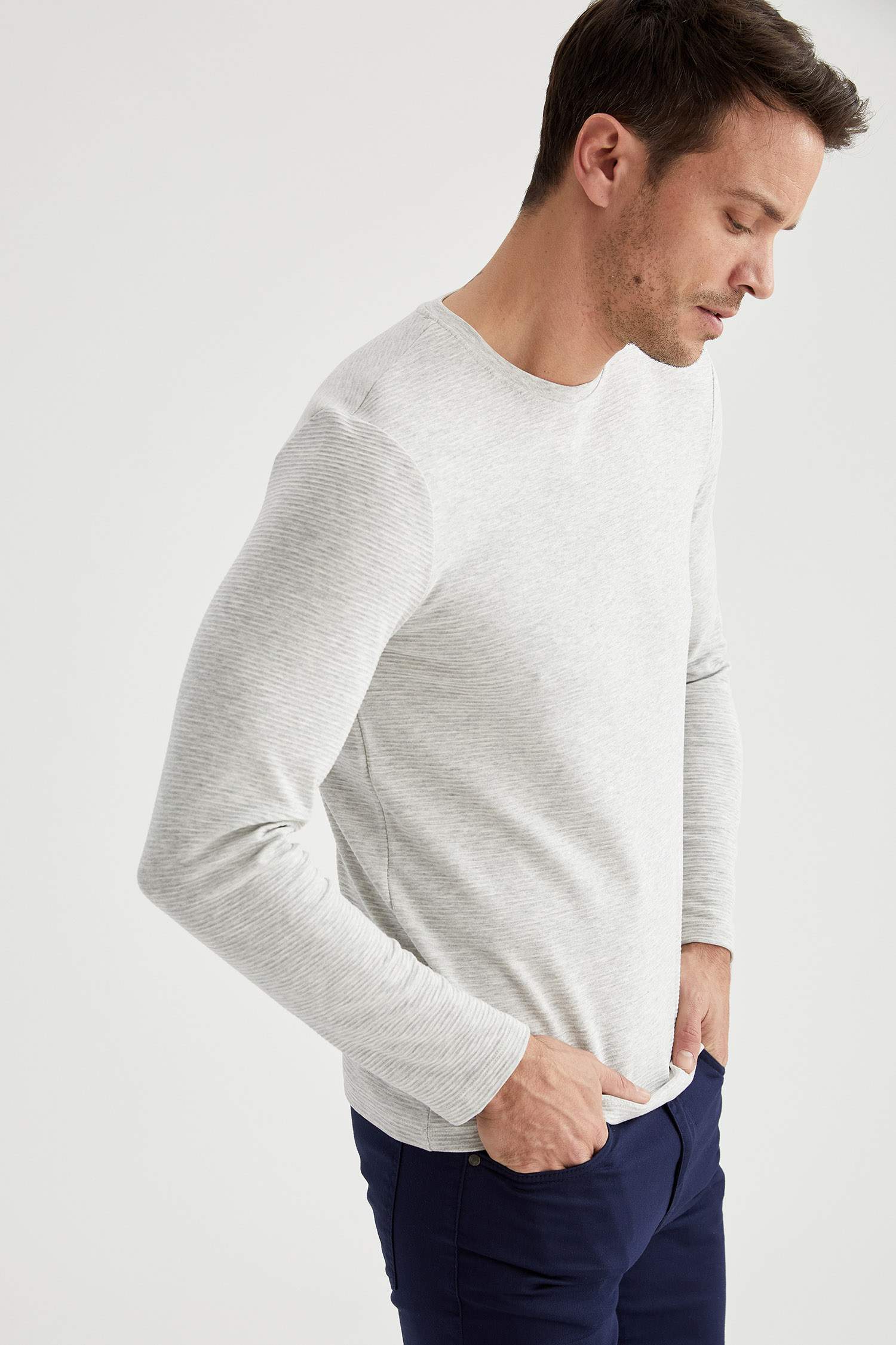 Uzun Kollu Body Slim Fit Bisiklet Yaka