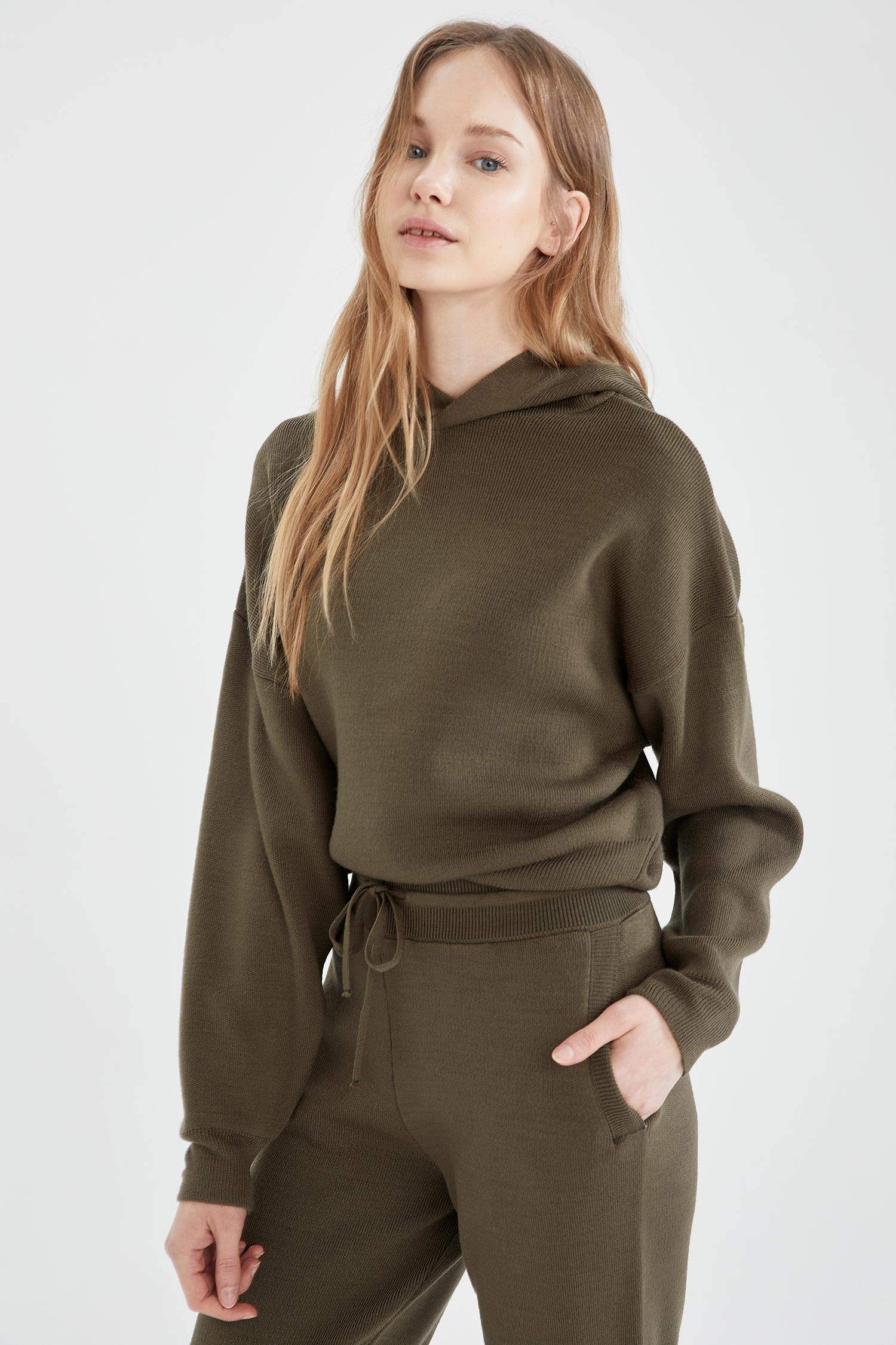 Kapüşonlu Relax Fit Triko Sweatshirt