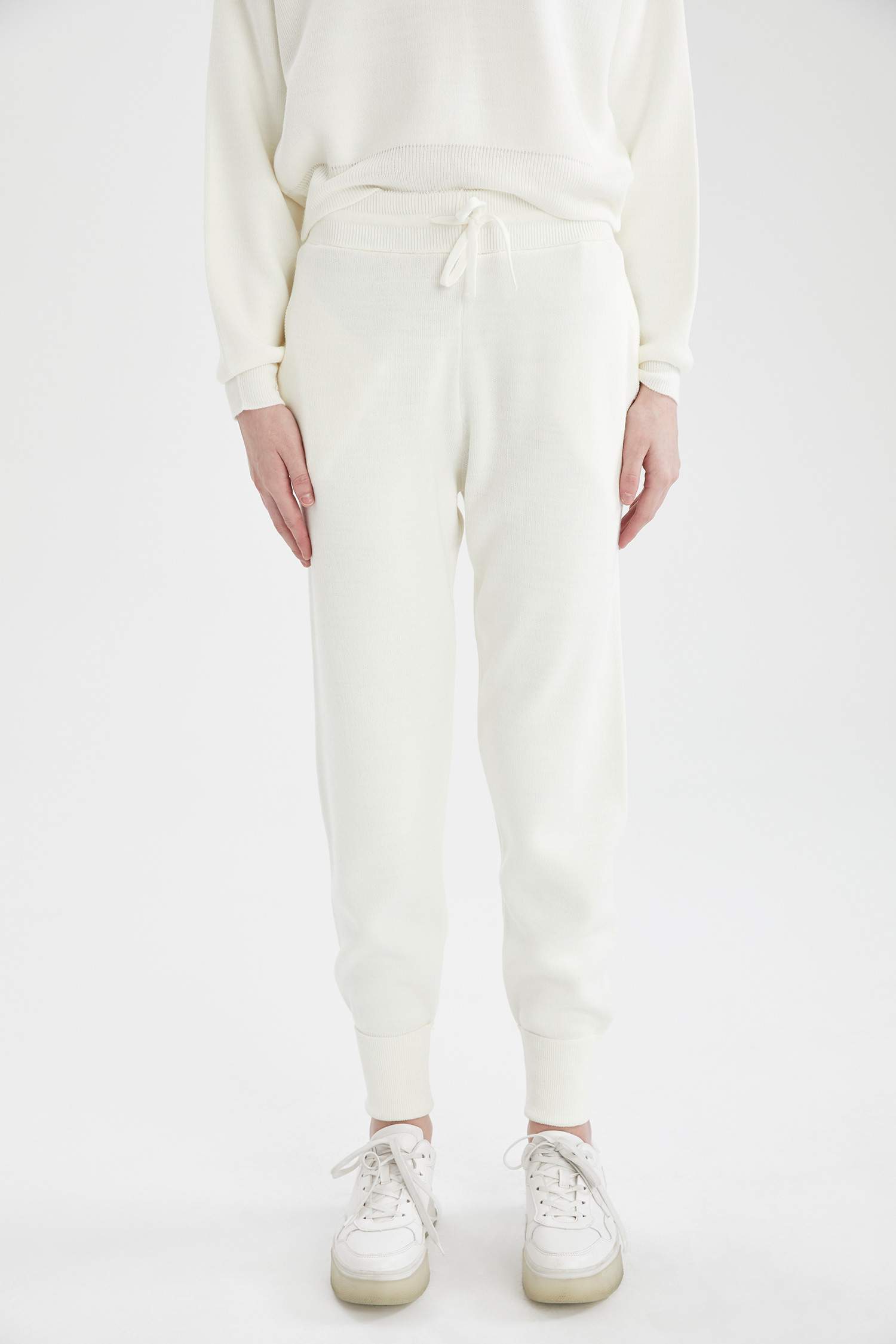 Beli Bağcıklı Relax Fit Triko Jogger Pantolon