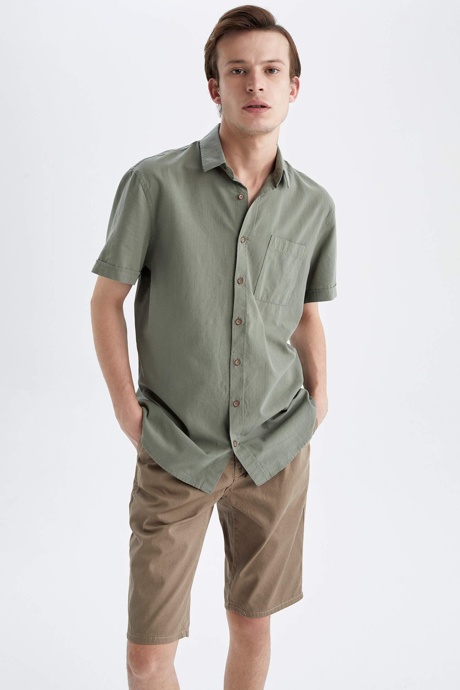 Slim Fit Basic Kısa Kollu Gömlek