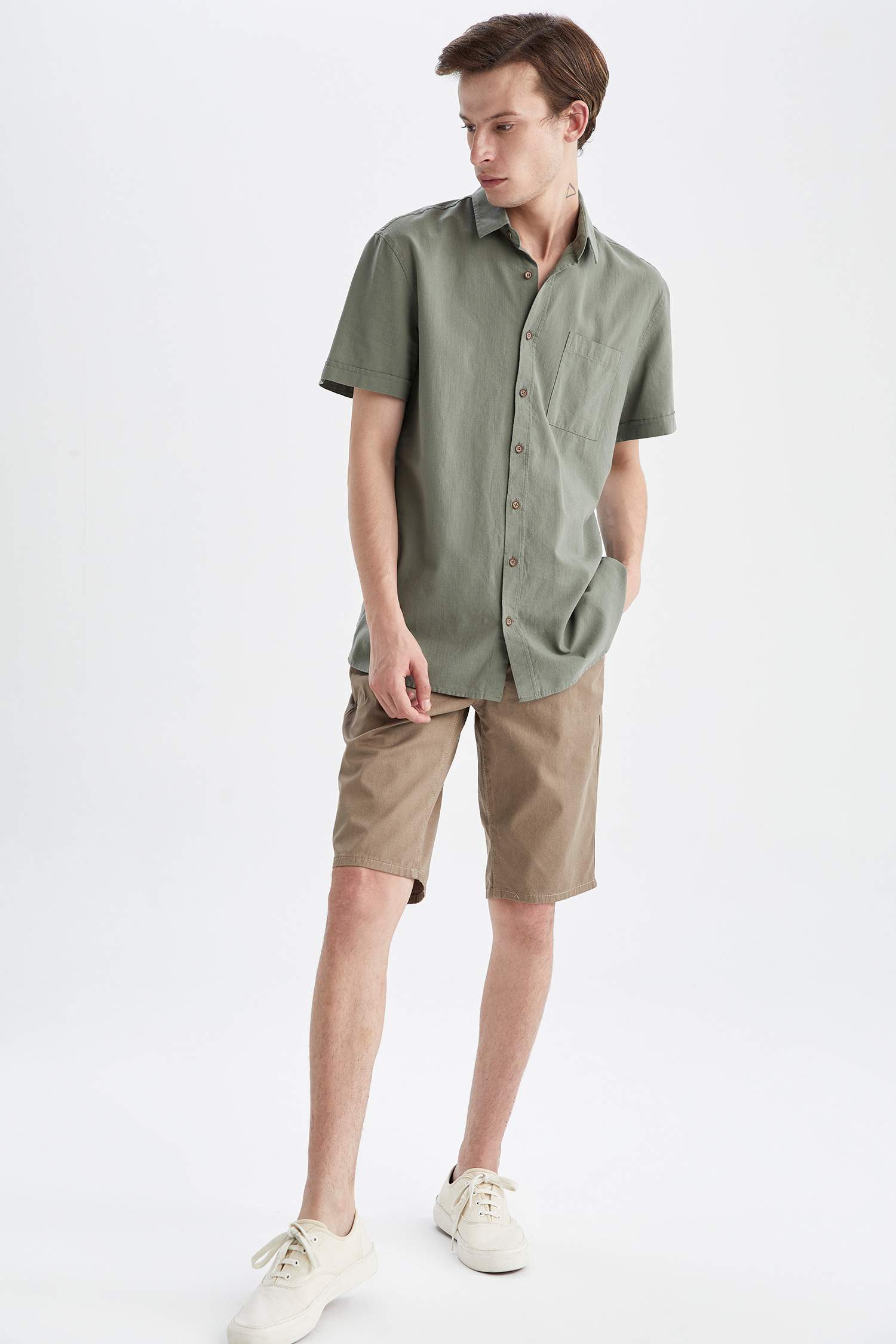 Slim Fit Basic Kısa Kollu Gömlek