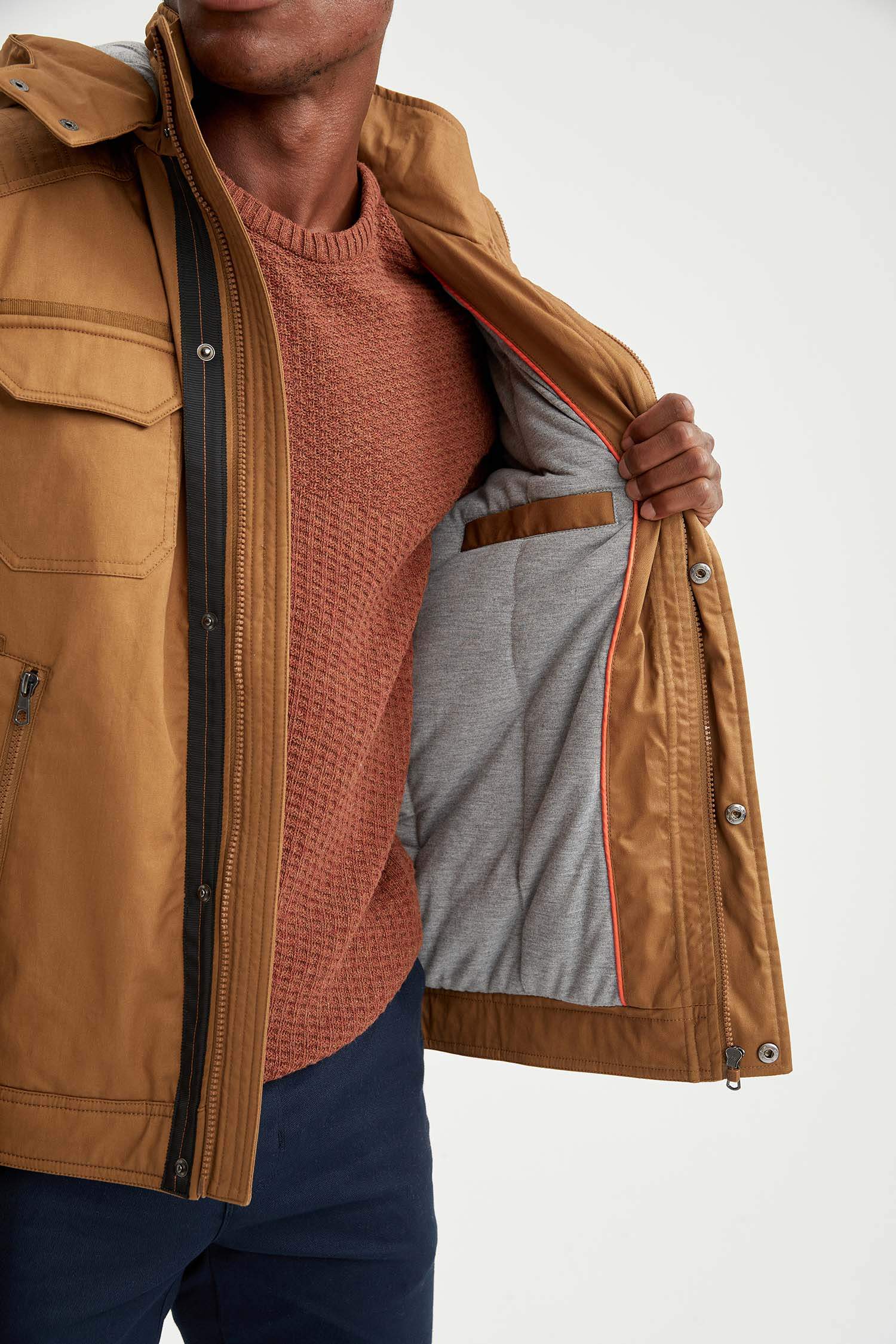 Slim Fit Kapüşonlu Pamuklu Mont
