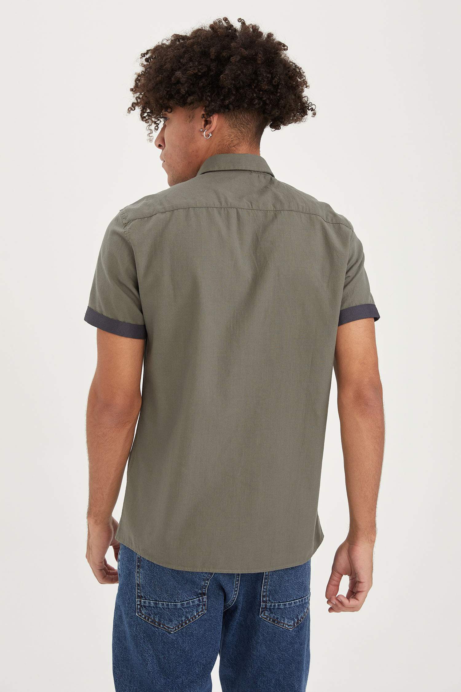 Slim Fit Basic Kısa Kollu Gömlek
