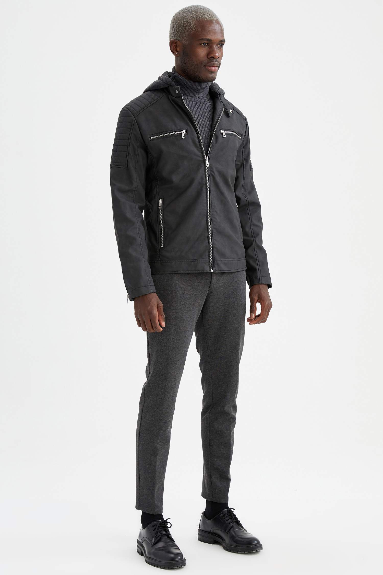 Slim Fit Kapüşonlu Suni Deri Mont