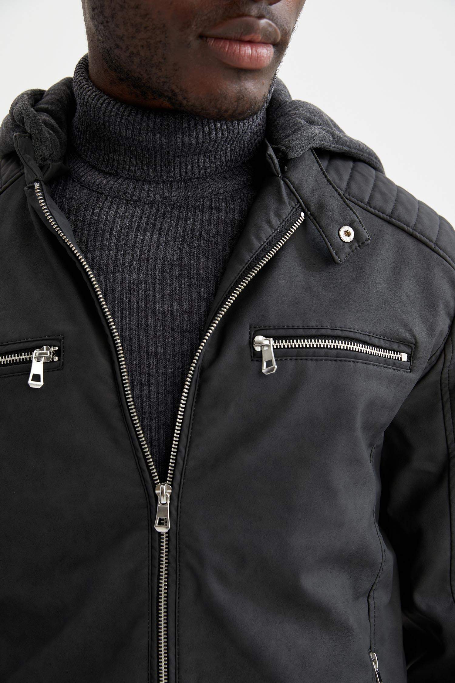 Slim Fit Kapüşonlu Suni Deri Mont