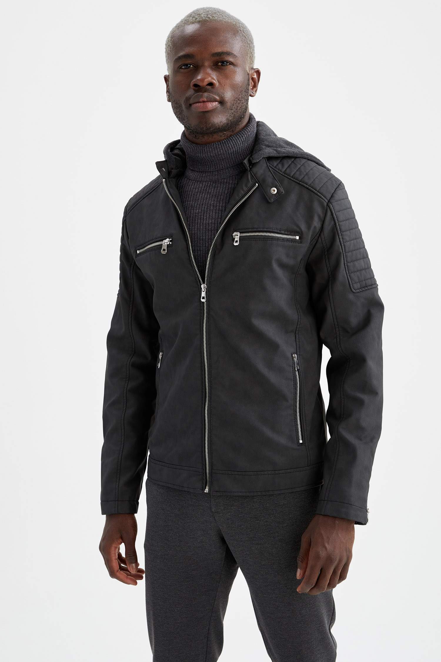 Slim Fit Kapüşonlu Suni Deri Mont