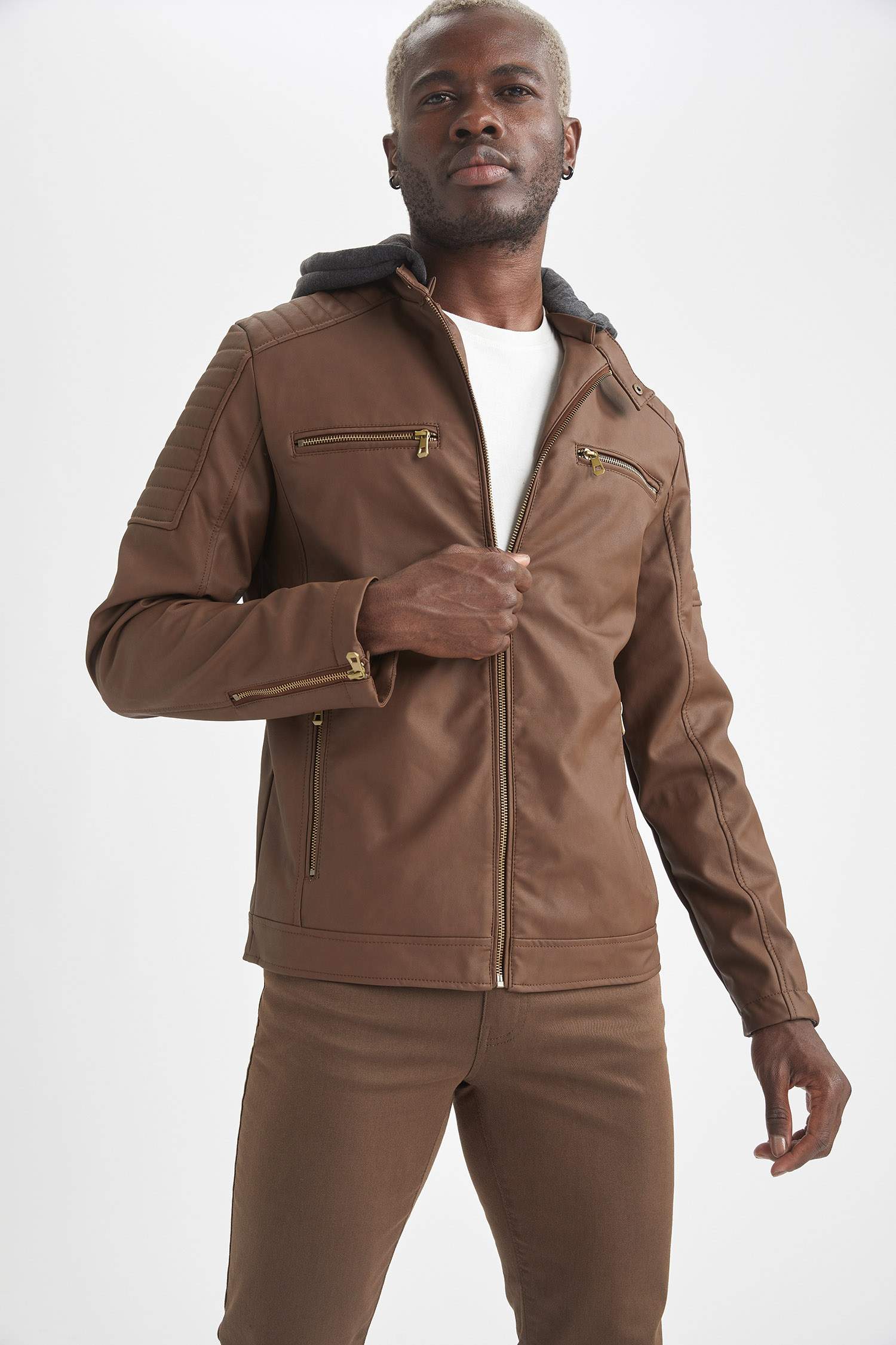 Slim Fit Kapüşonlu Suni Deri Mont