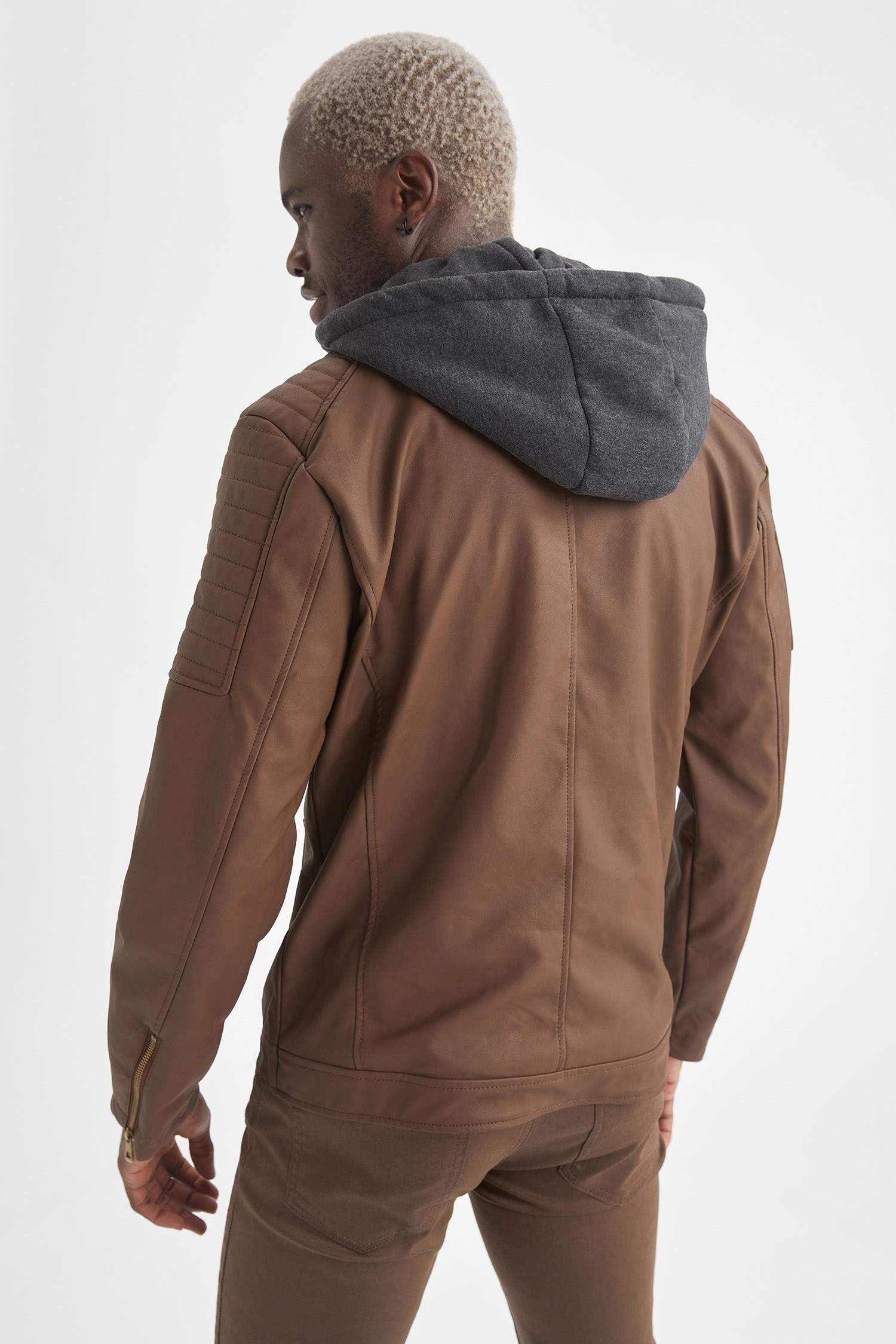 Slim Fit Kapüşonlu Suni Deri Mont