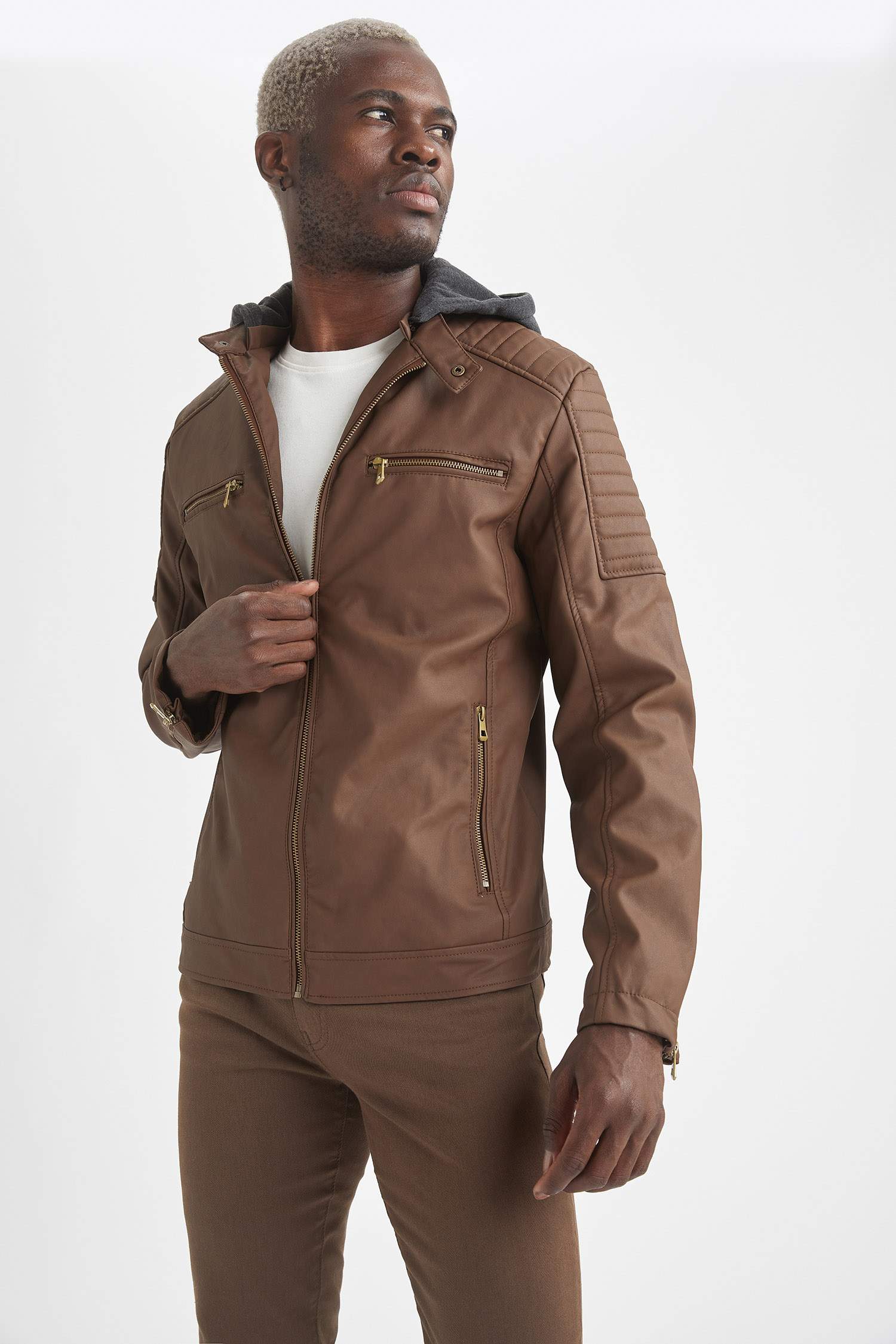 Slim Fit Kapüşonlu Suni Deri Mont