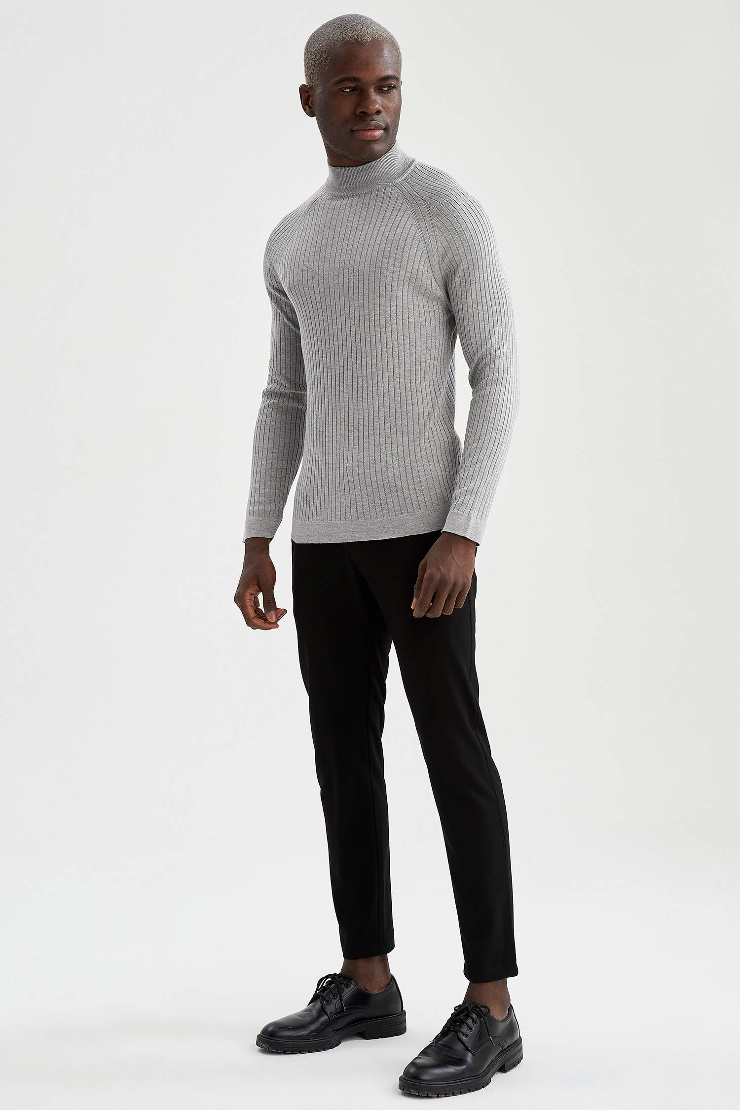 Slim Fit Balıkçı Yaka Boğazlı Triko Kazak