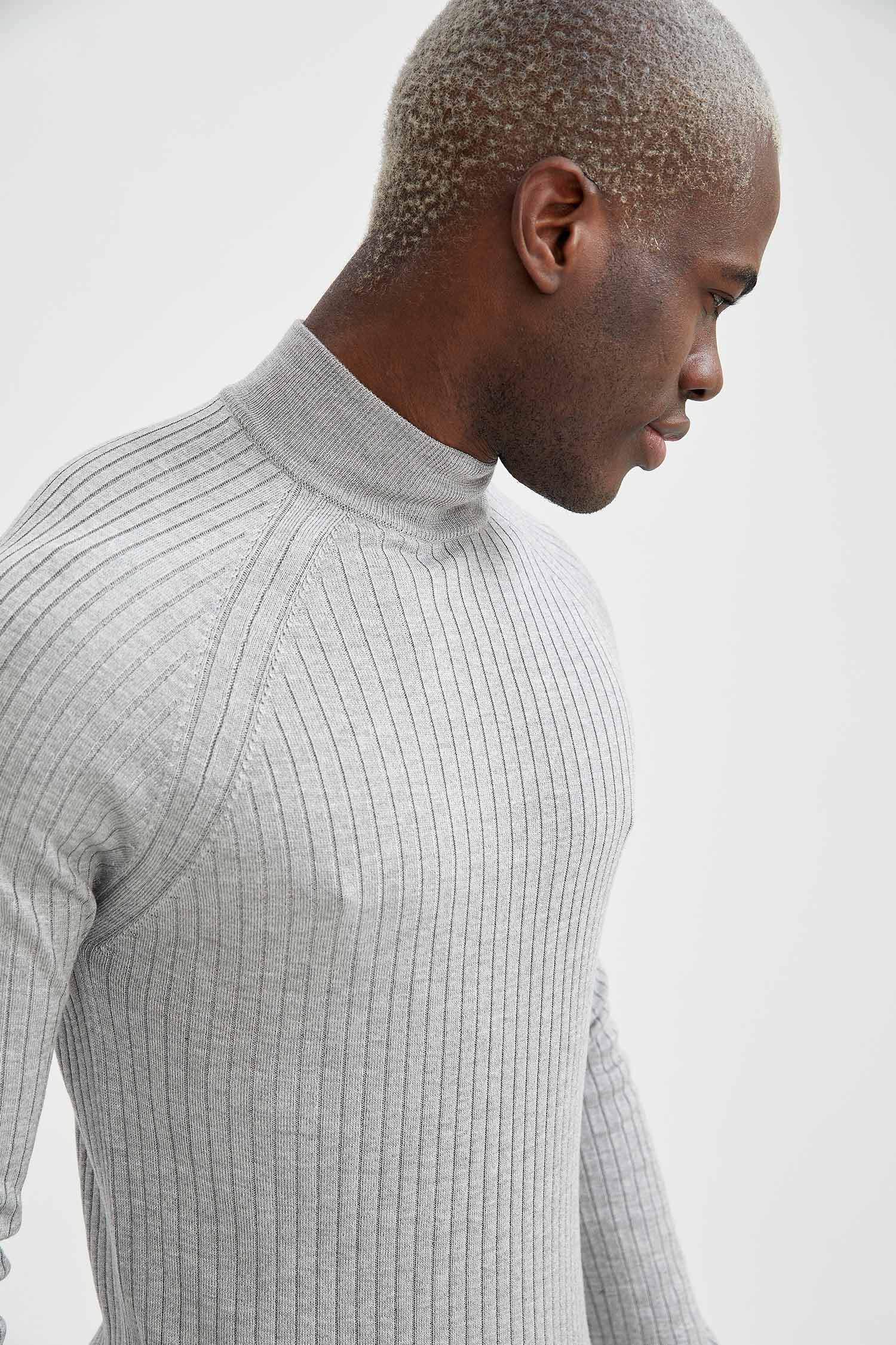 Slim Fit Balıkçı Yaka Boğazlı Triko Kazak
