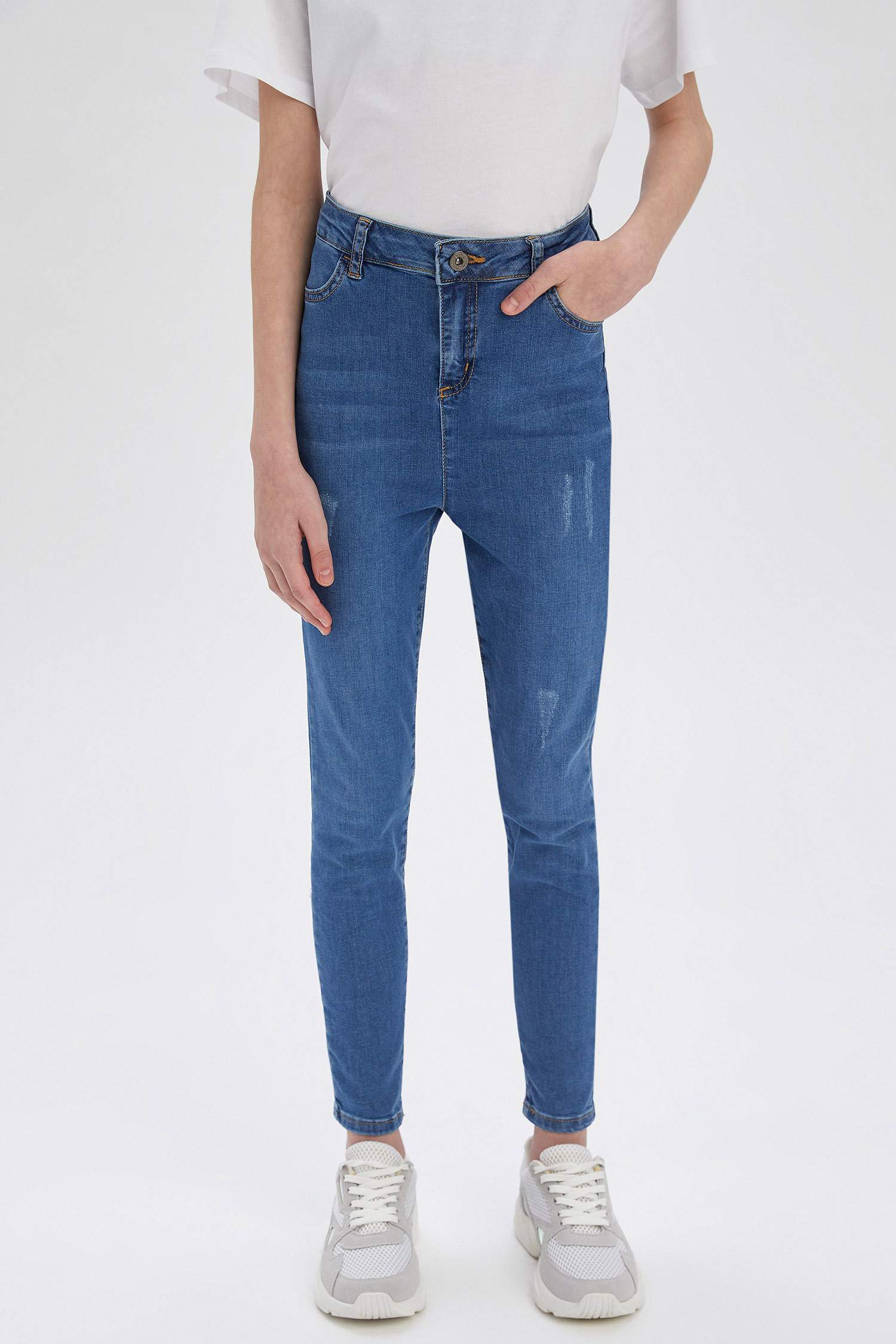 Kız Çocuk Skınny Fit Yıpratma Detaylı Jean Pantolon