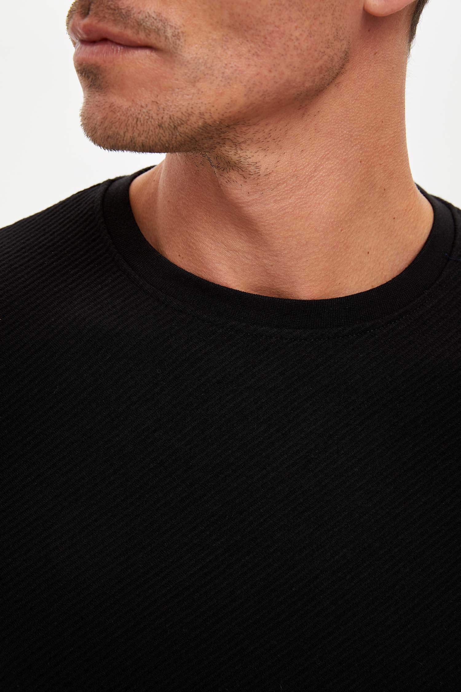 Slim Fit Bisiklet Yaka Cepsiz Pamuklu Uzun Kollu Sweatshirt