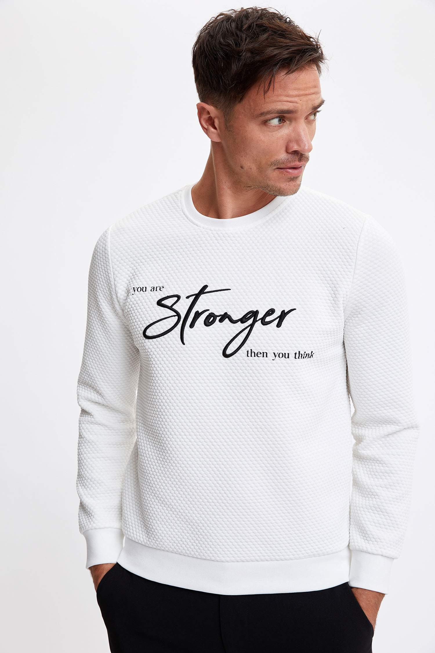 Stronger Baskılı Slim Fit Bisiklet Yaka Sweatshirt