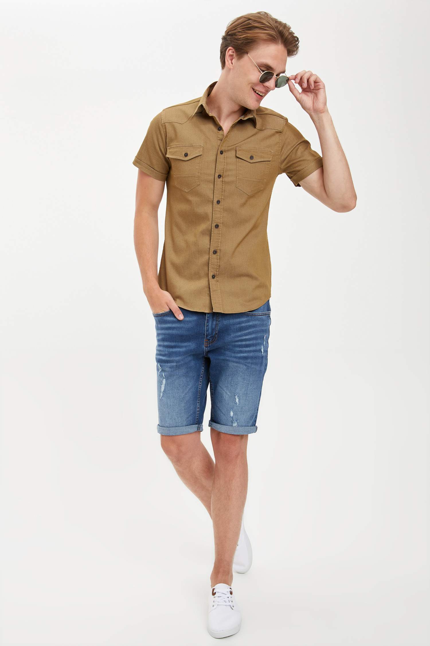 Çift Cepli Slim Fit Gömlek
