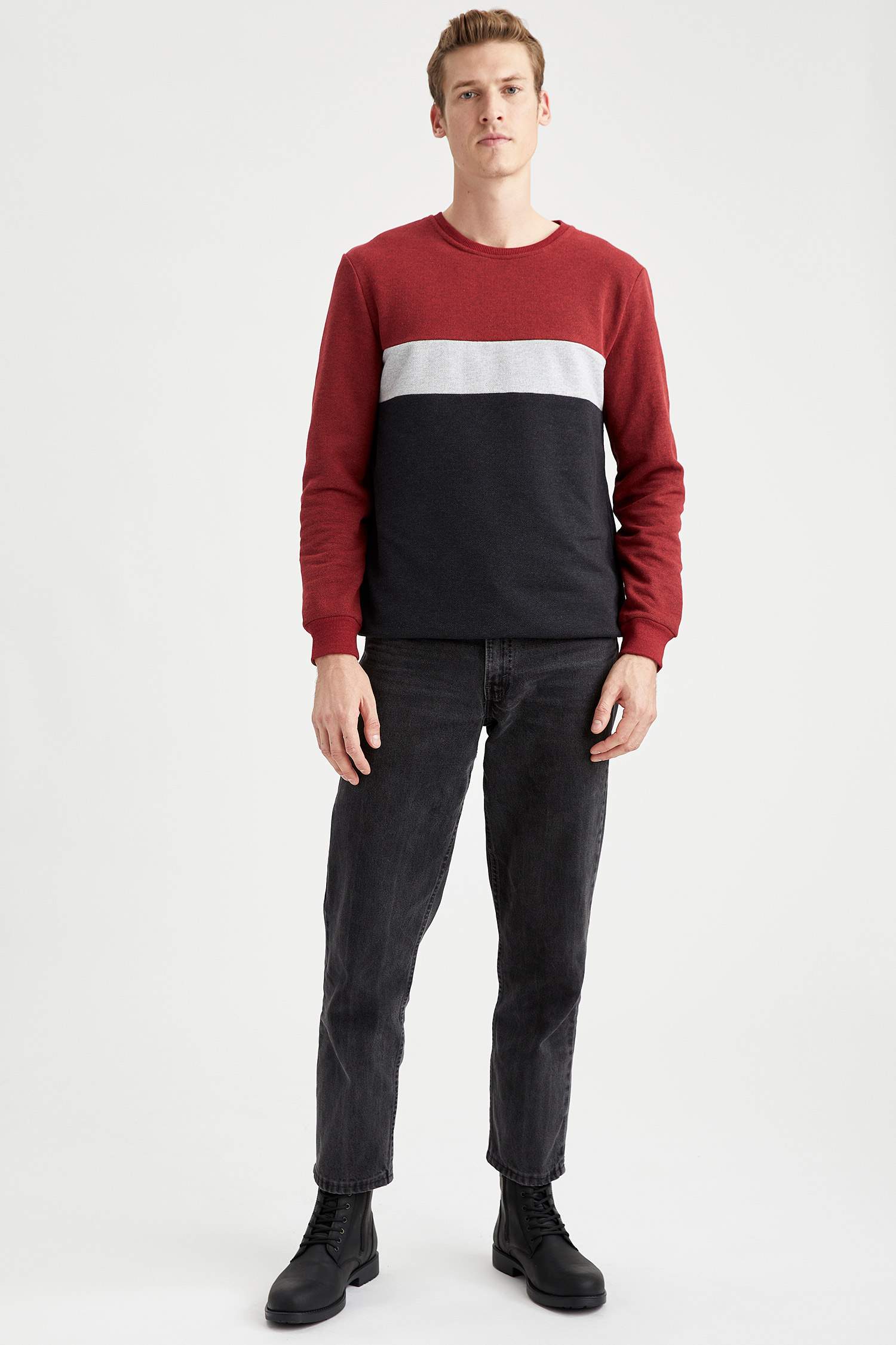 Regular Fit Bisiklet Yaka Uzun Kollu Sweatshirt