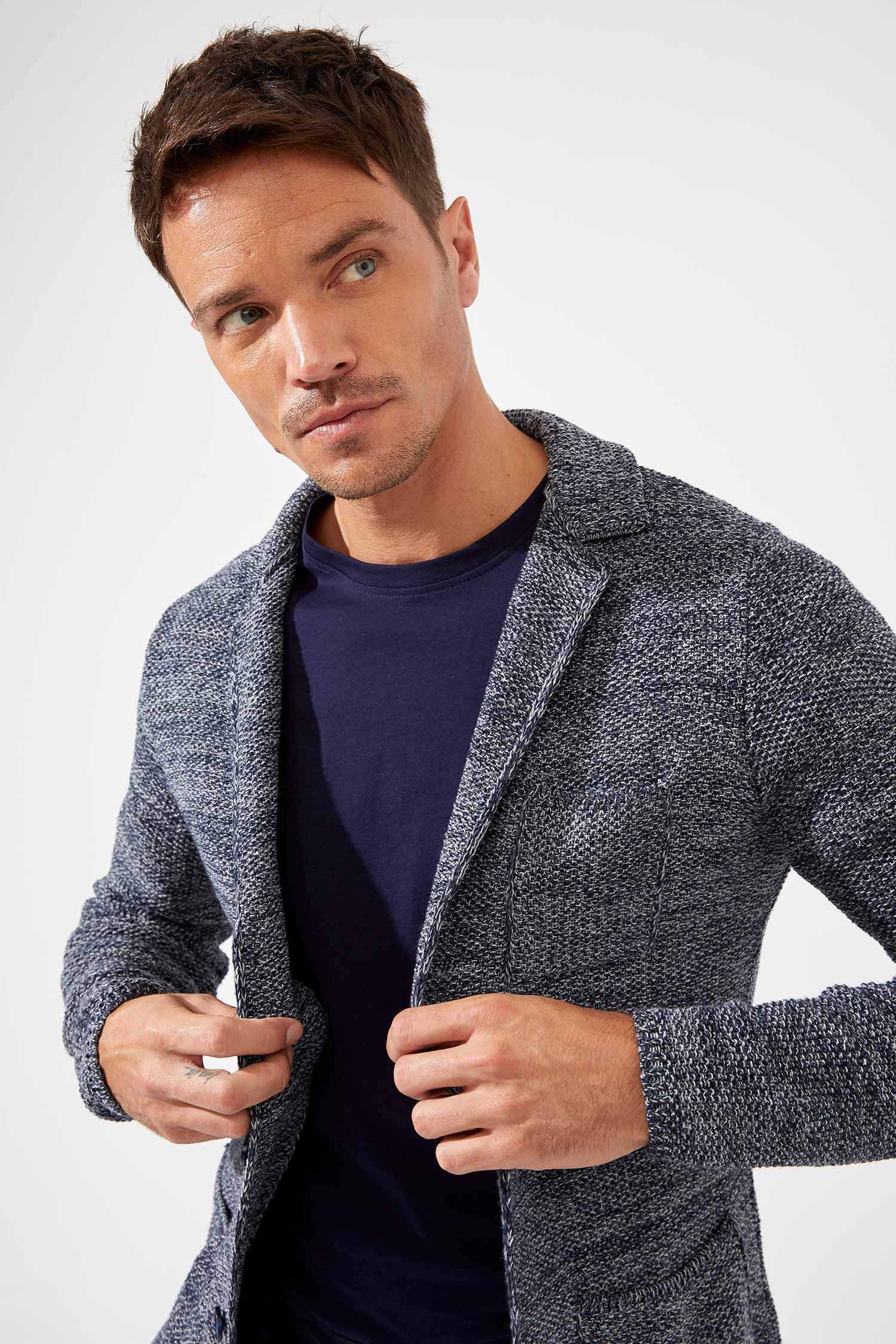 Slim Fit V Yaka Düğmeli Uzun Kollu Triko Hırka