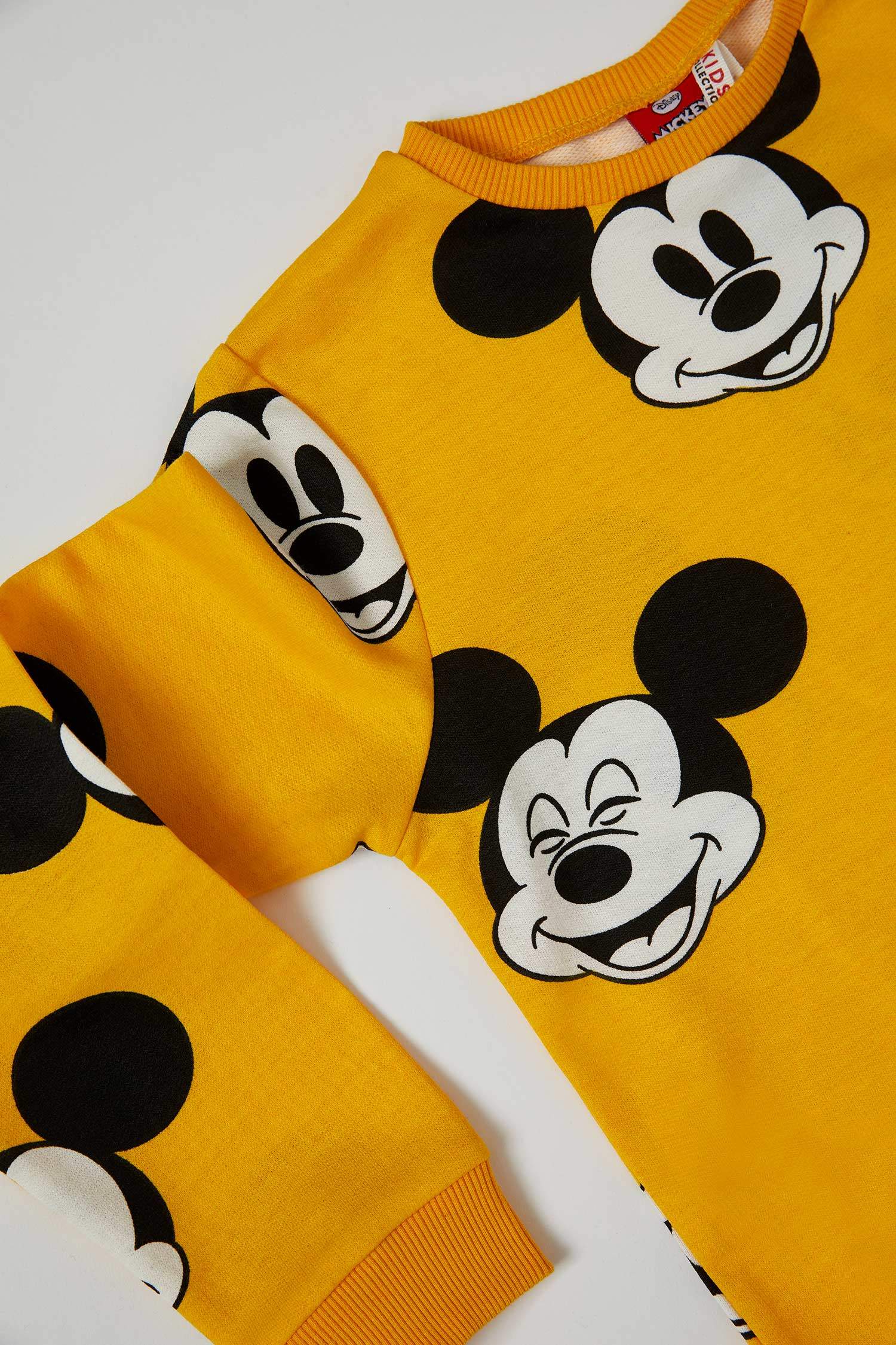 Kız Çocuk Mickey Mouse Lisanslı Eşofman ve Sweatshirt Takım