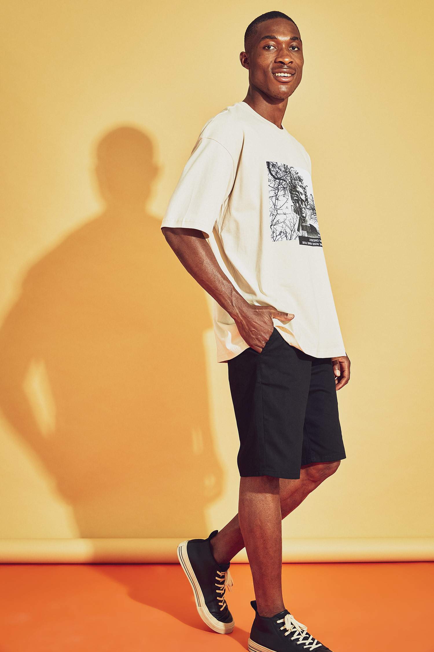 Regular Fit Bermuda Şort