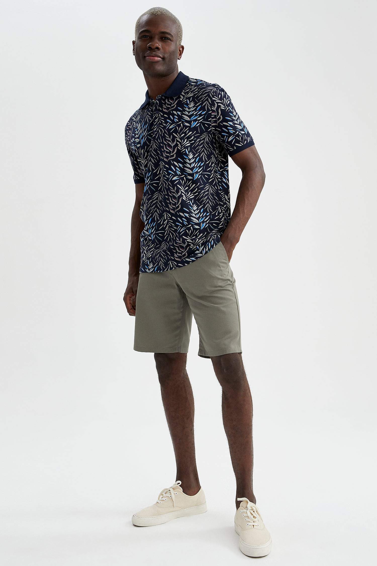 Regular Fit Bermuda Şort