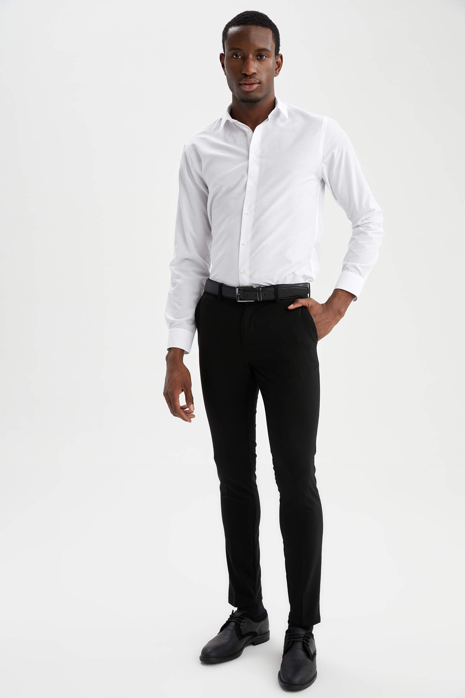 Slim Fit Klasik Uzun Kollu Gömlek