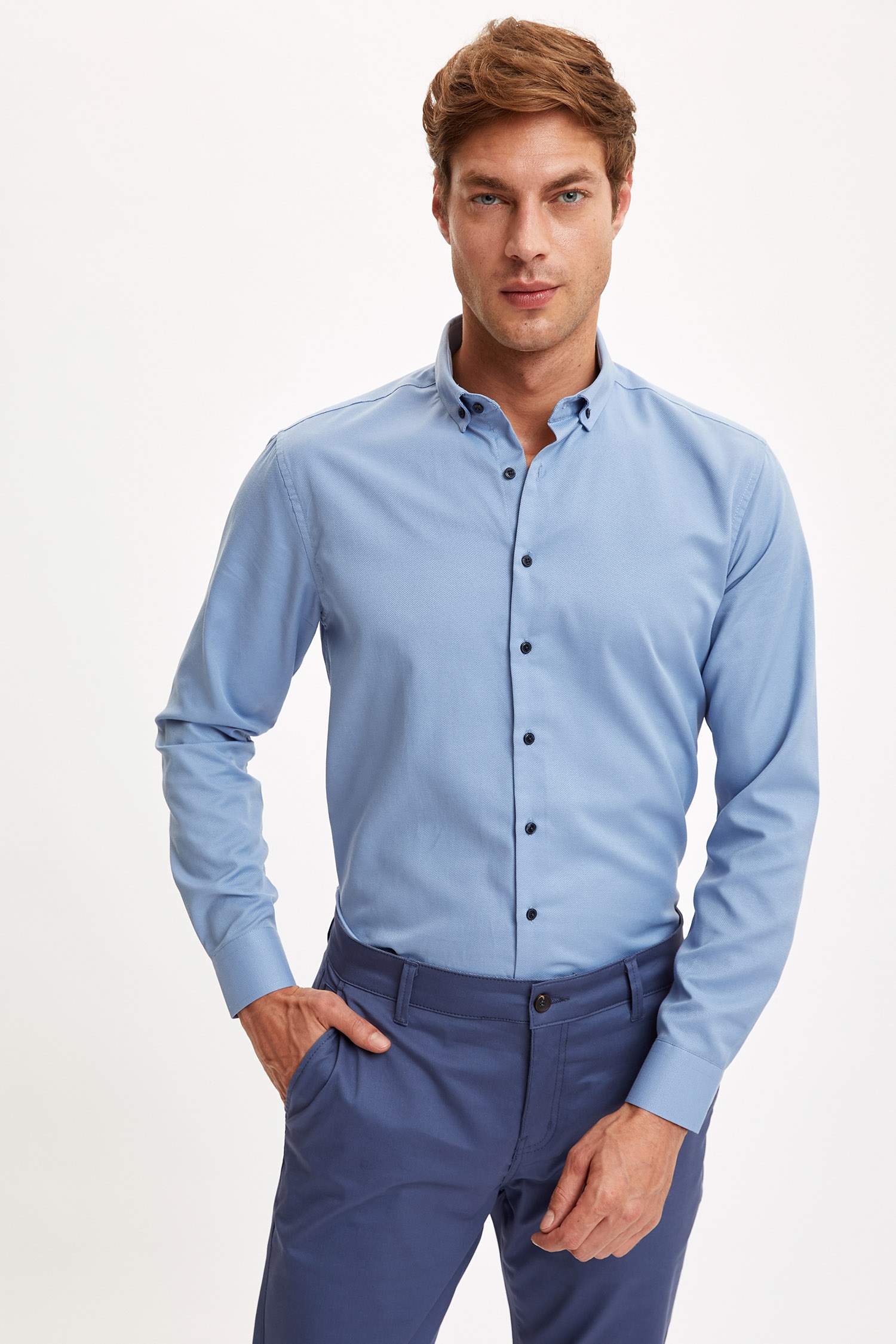 Modern Fit Klasik Uzun Kollu Gömlek