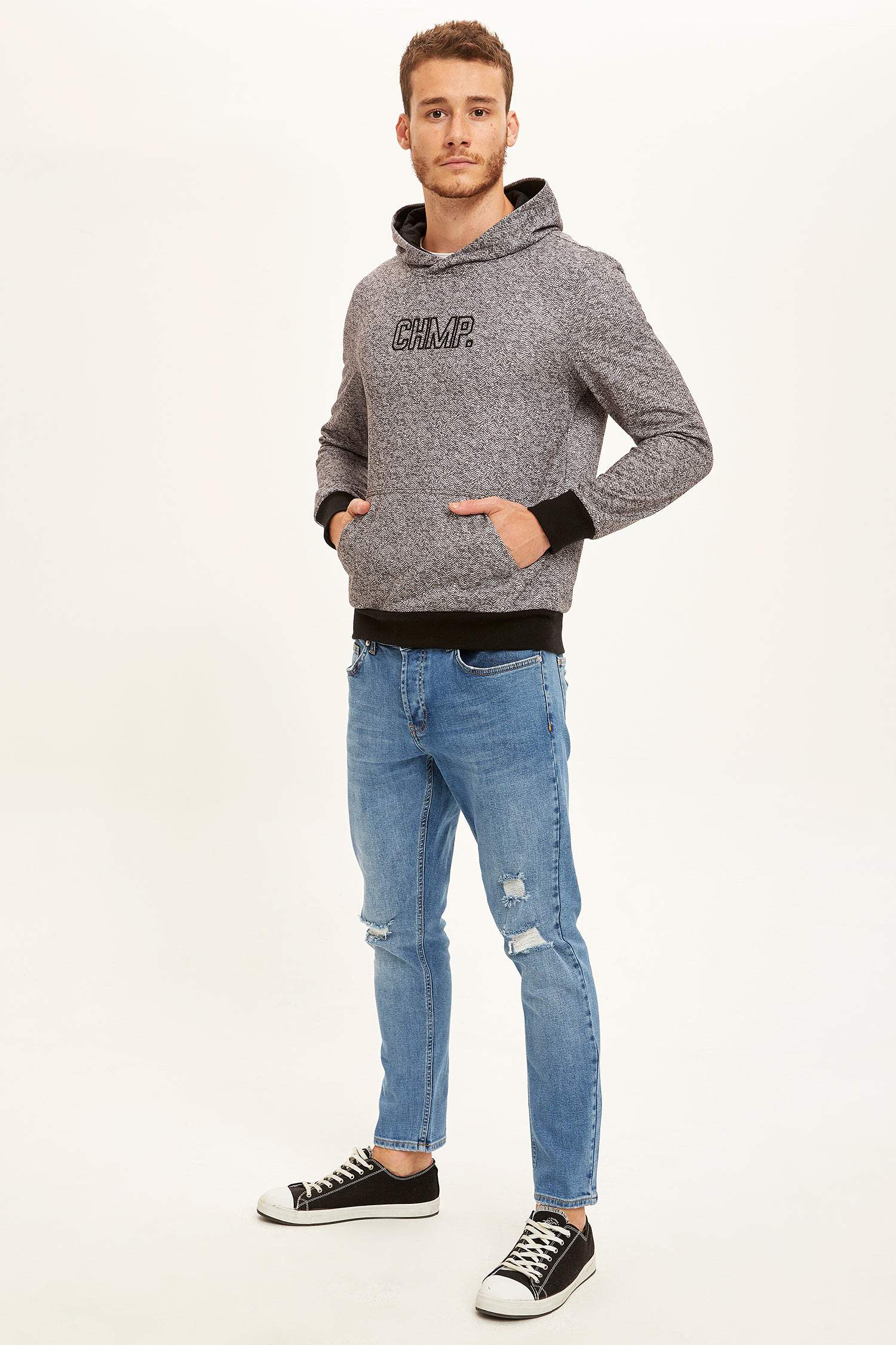 Slim Fit Kanguru Cepli Slogan Desenli Uzun Kollu İçi Yumuşak Tüylü Sweatshirt
