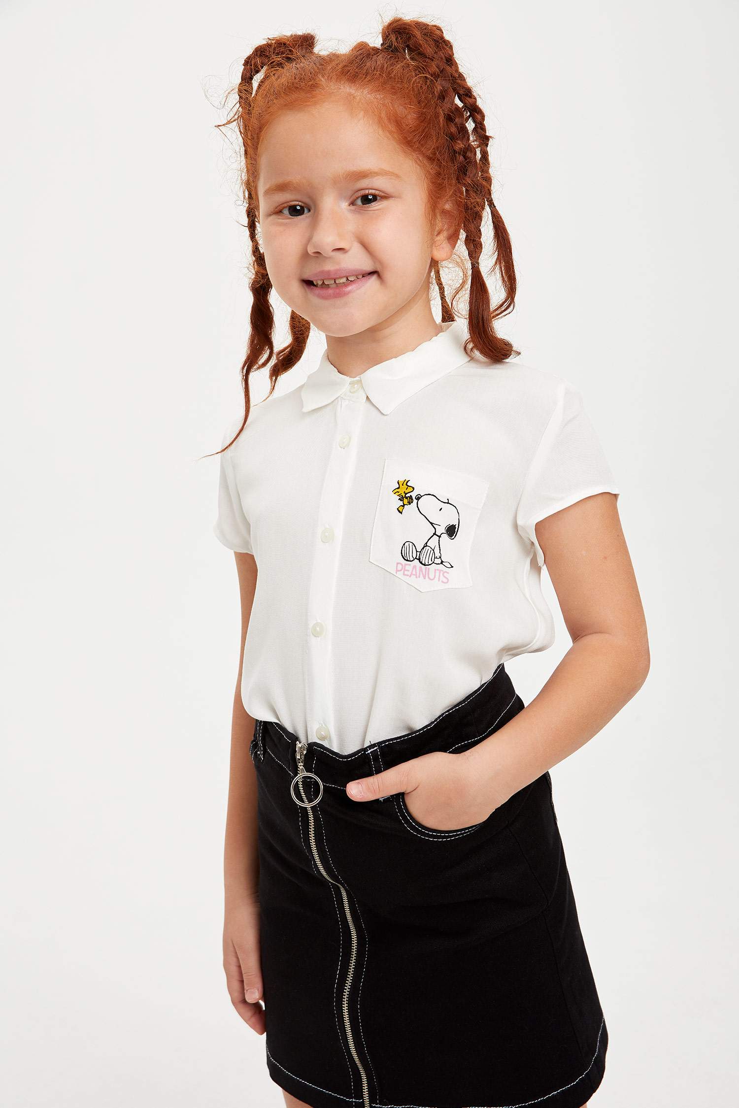 Kız Çocuk Snoopy Lisanslı Regular Fit Kısa Kollu Gömlek