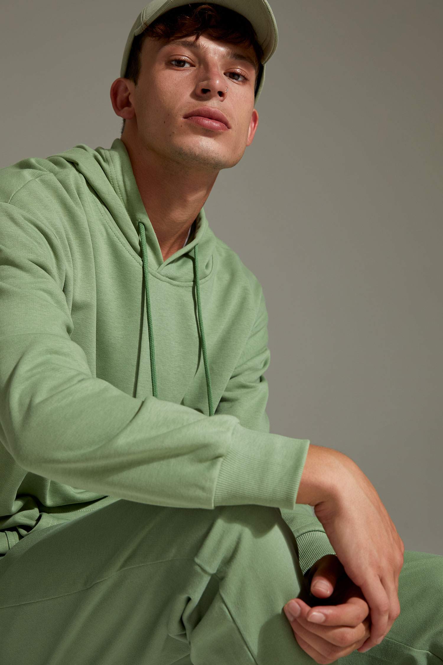 Oversize Fit Kapüşonlu Basic Pamuklu İçi Yumuşak Tüylü Sweatshirt