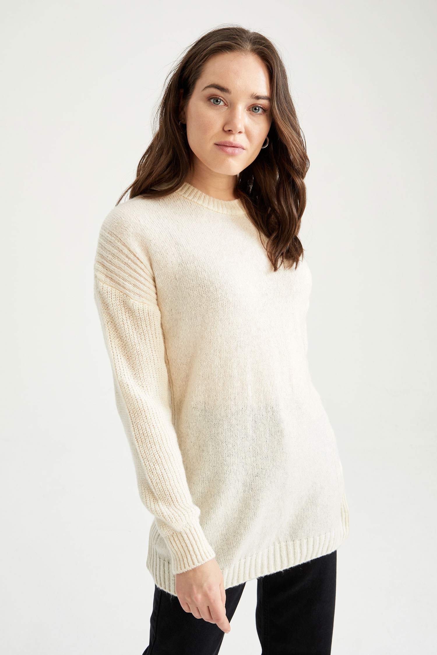 Uzun Kollu Regular Fit Triko Tunik