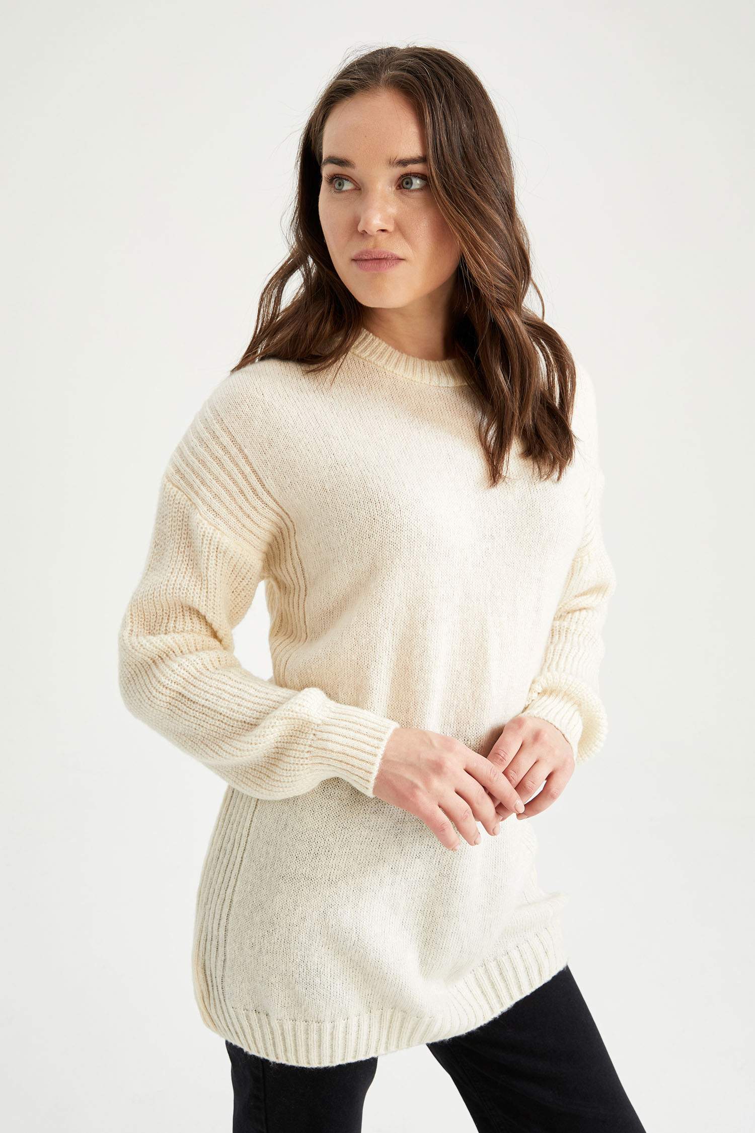 Uzun Kollu Regular Fit Triko Tunik