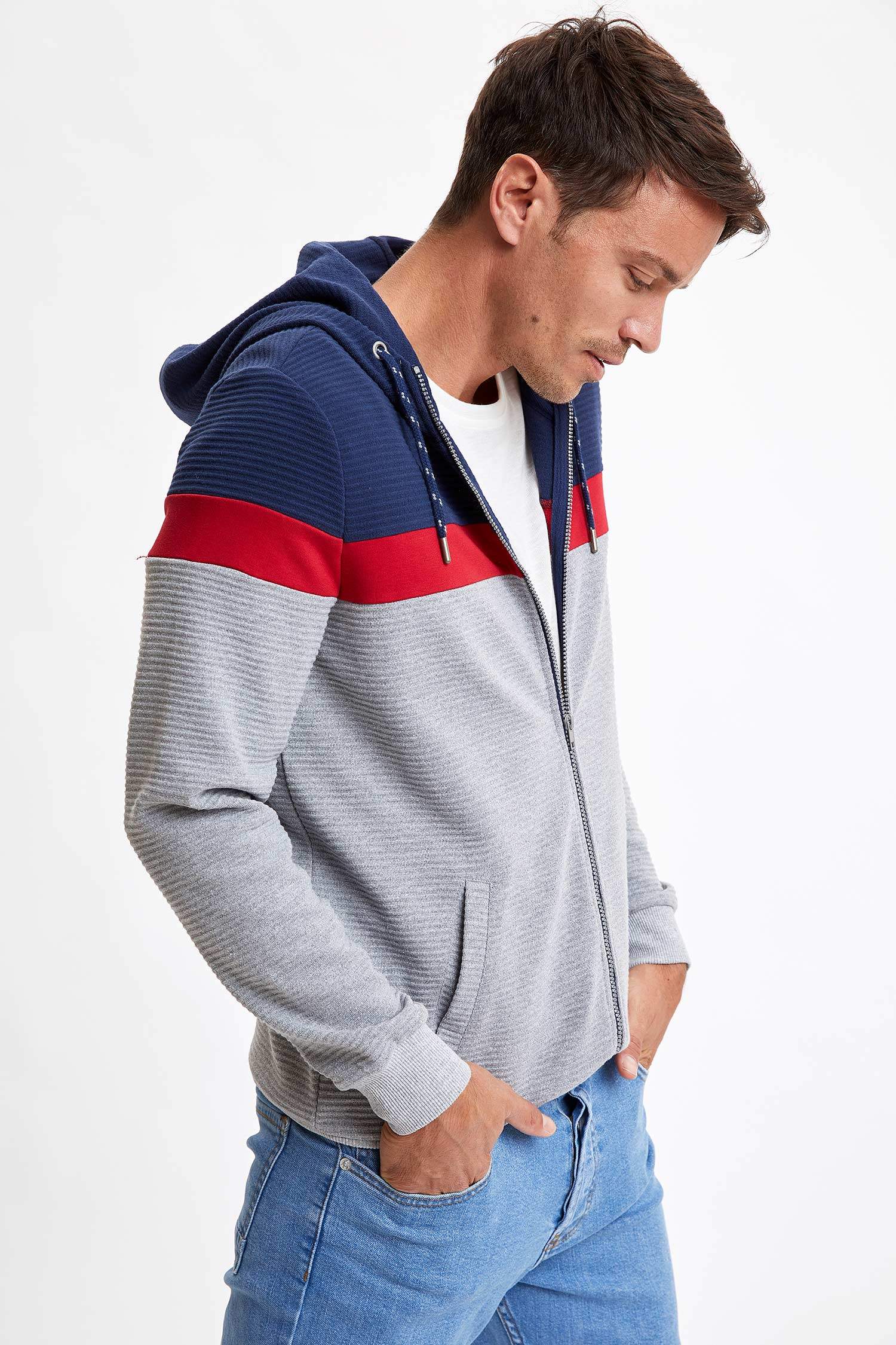 Regular Fit Kapüşonlu Fermuarlı Geri Dönüşümlü Pamuklu Uzun Kollu Hırka