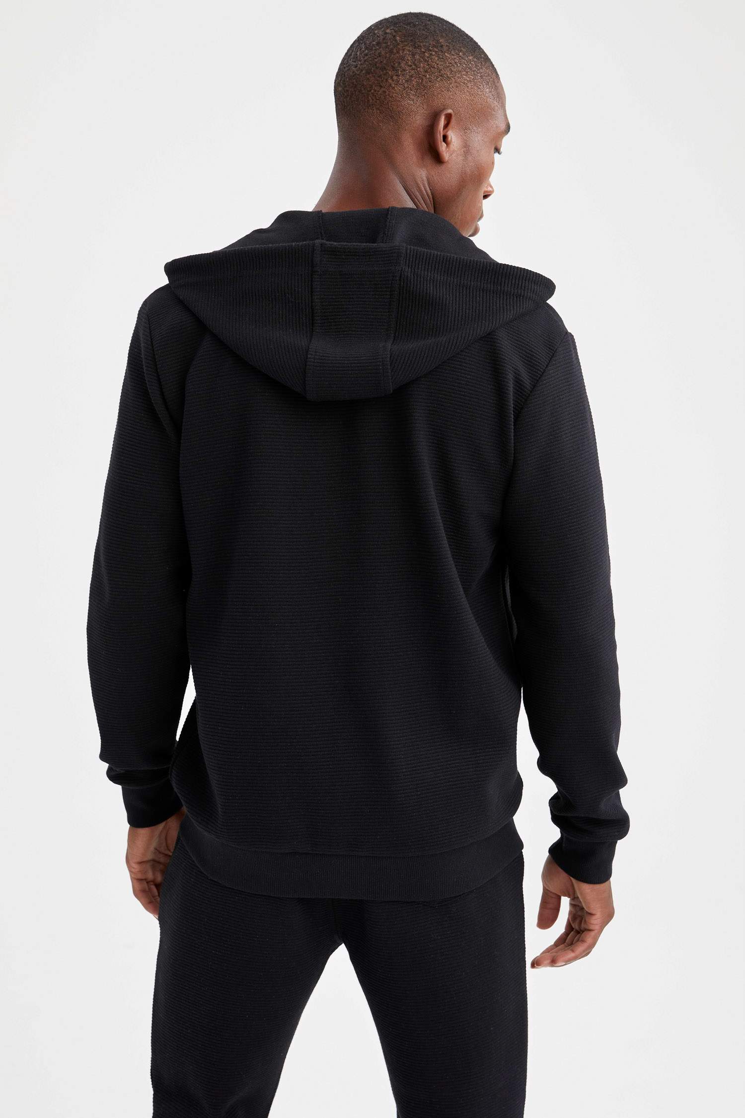 Regular Fit Kapüşonlu Fermuarlı Uzun Kollu Sweatshirt