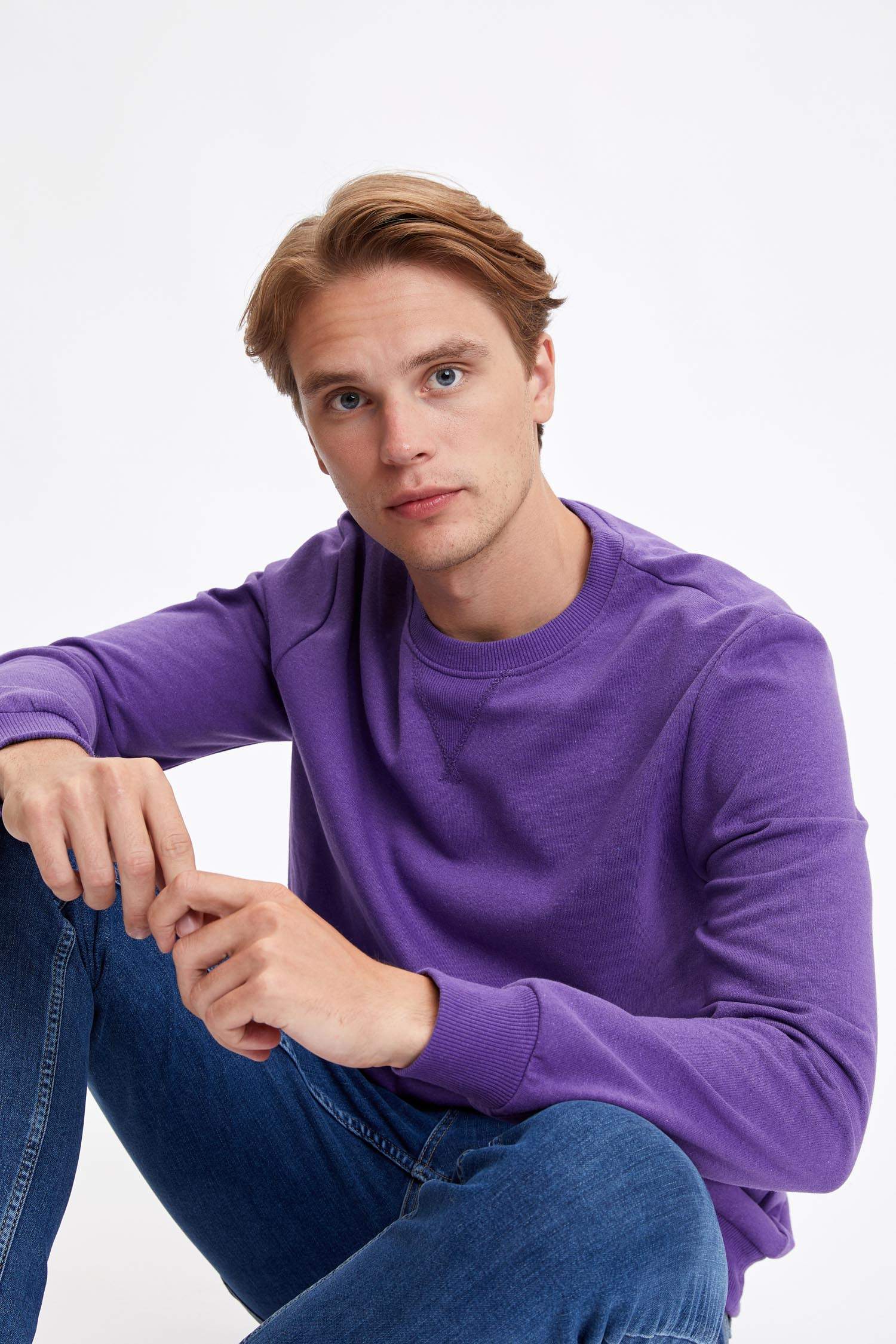 Regular Fit Bisiklet Yaka Basic Pamuklu Sweatshirt