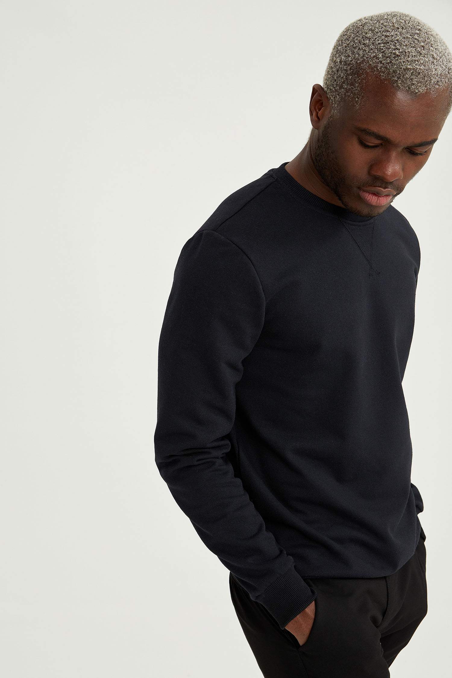 Regular Fit Bisiklet Yaka Basic Pamuklu Sweatshirt