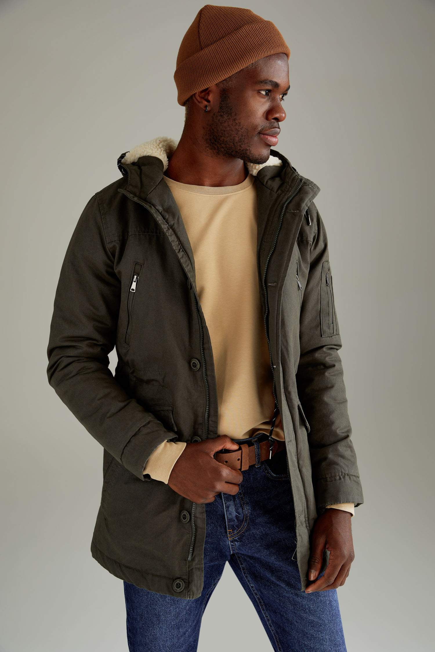 Kapüşonlu Slim Fit Pamuklu İçi Yumuşak Tüylü Kalın Parka