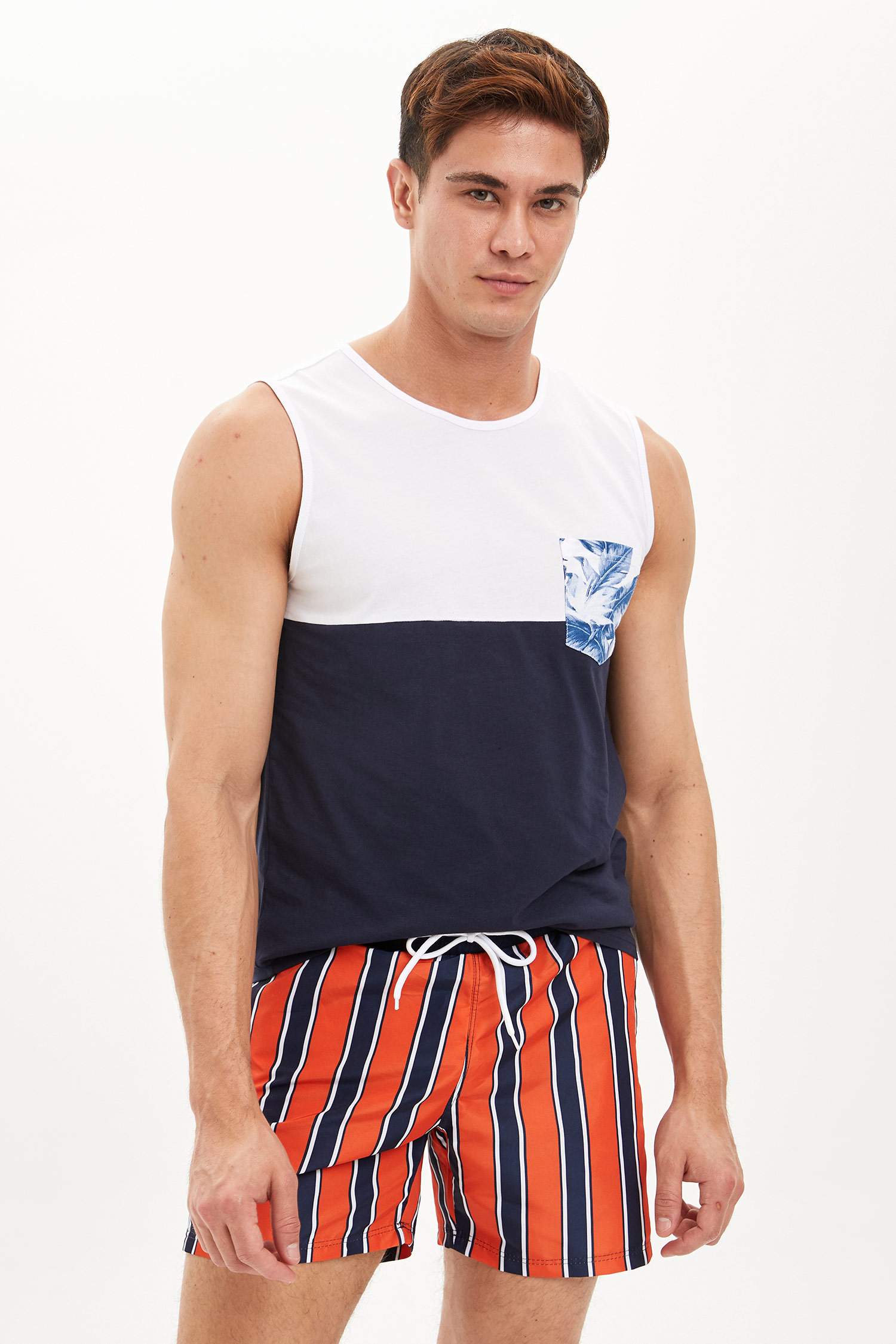 Regular Fit Bisiklet Yaka Atlet