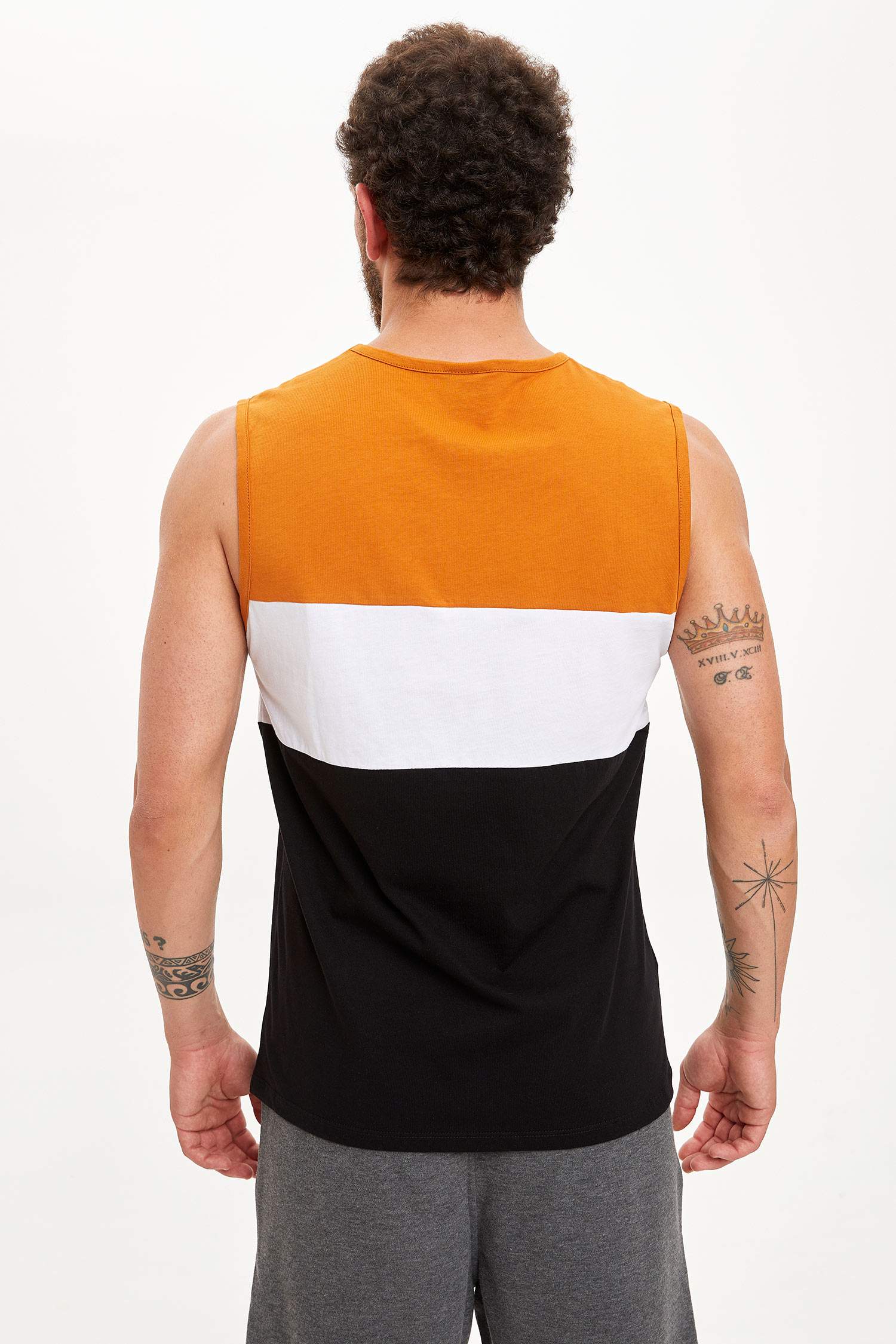 Regular Fit Bisiklet Yaka Atlet