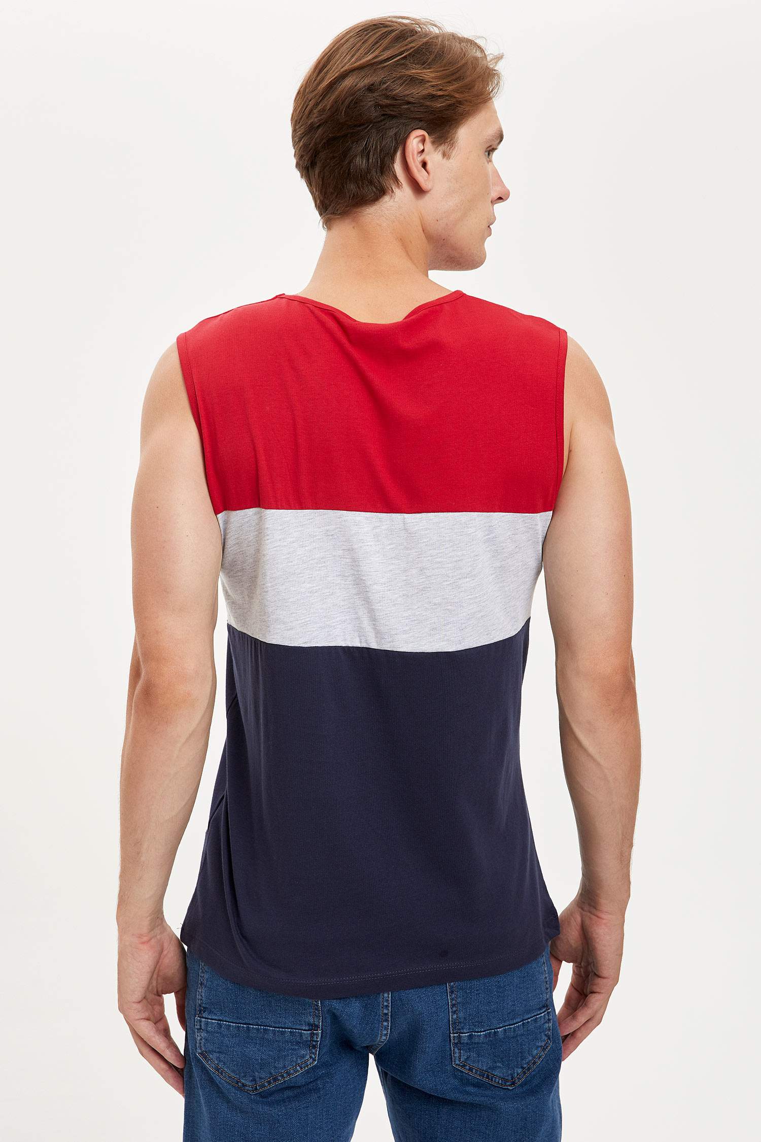 Regular Fit Bisiklet Yaka Kolsuz Atlet