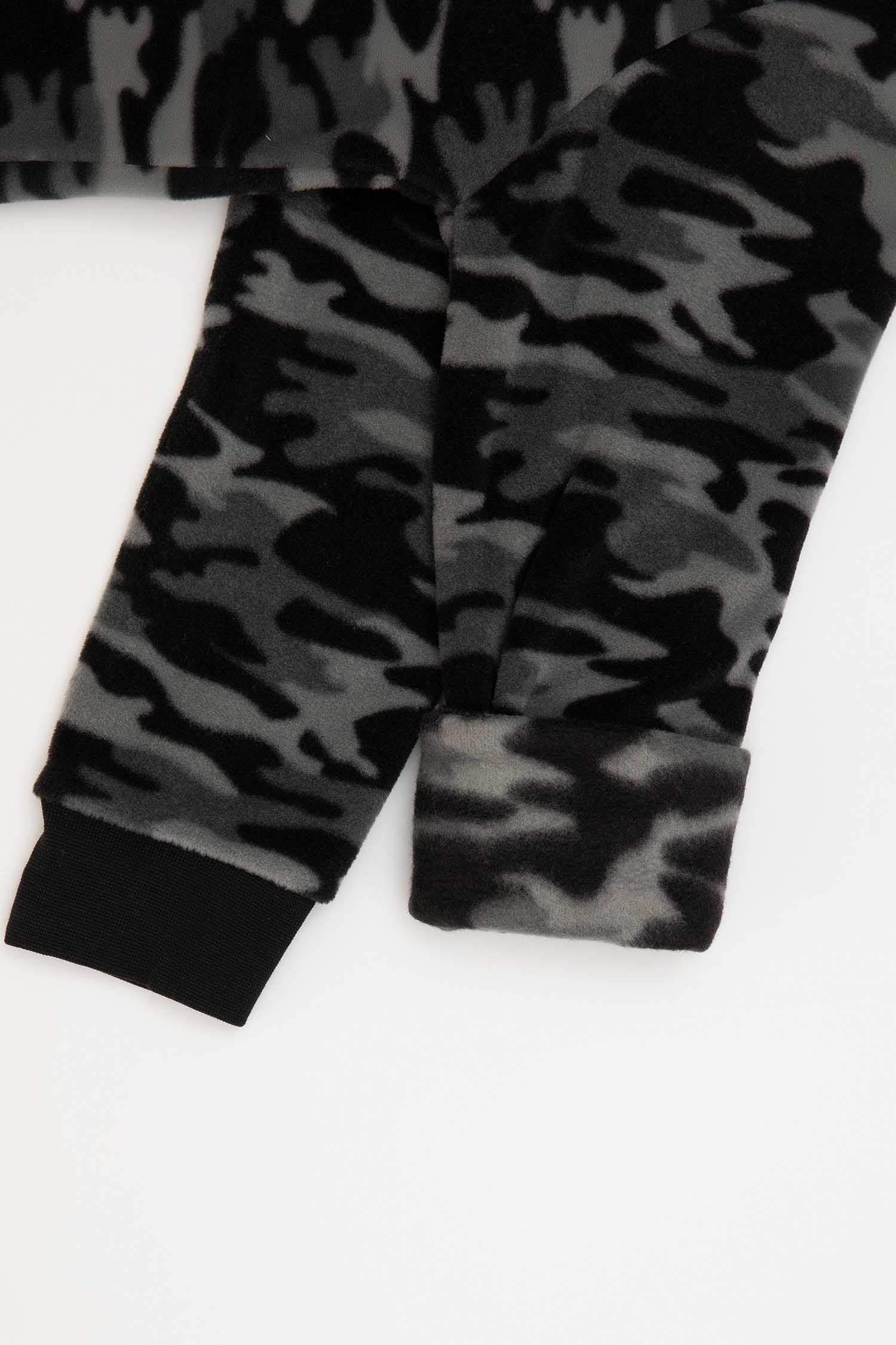 Erkek Çocuk Kamuflaj Desenli Polar Isı Yalıtımlı Warmtech Sweatshirt