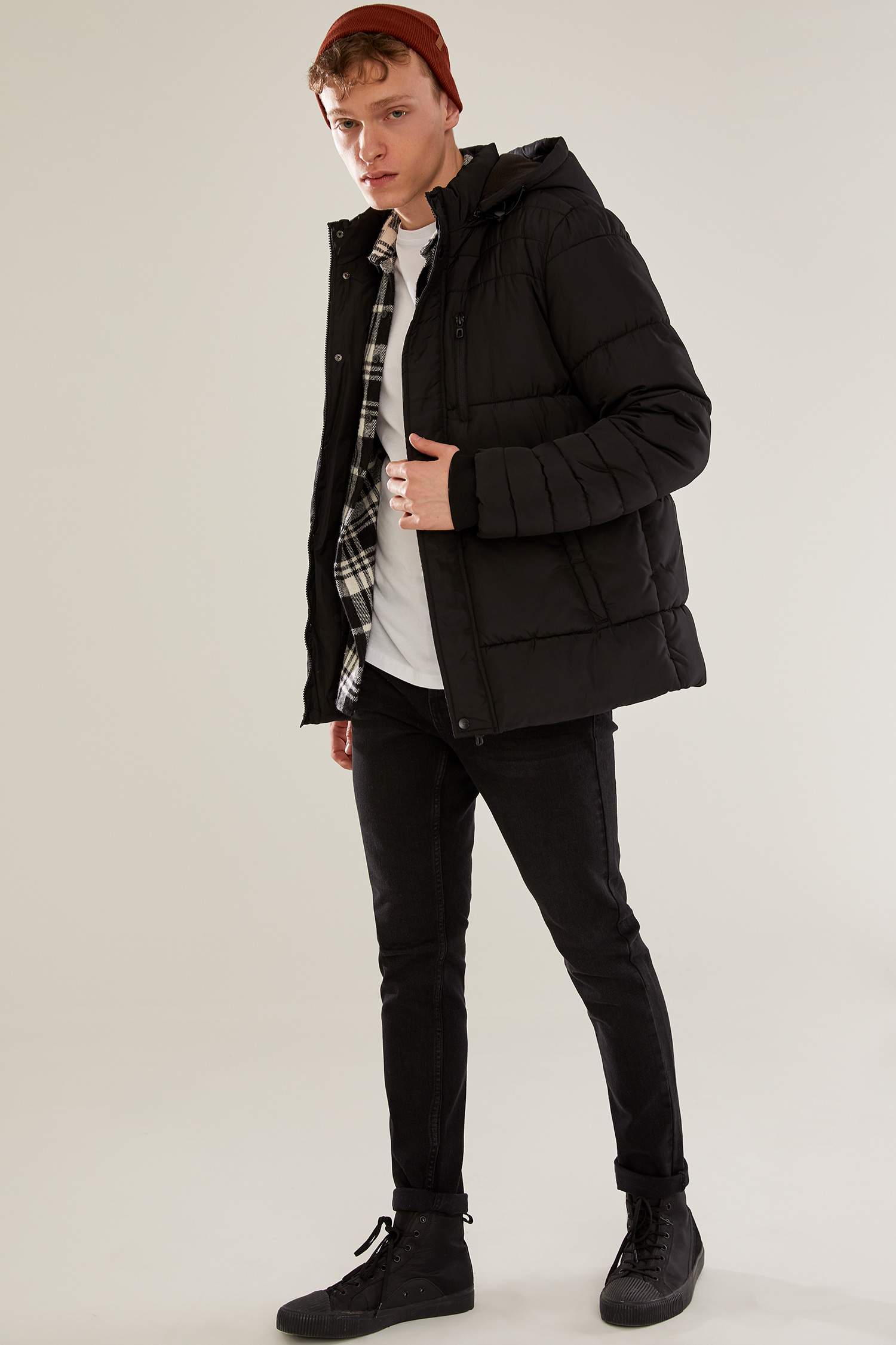 Kapüşonlu Slim Fit Kalın Mont