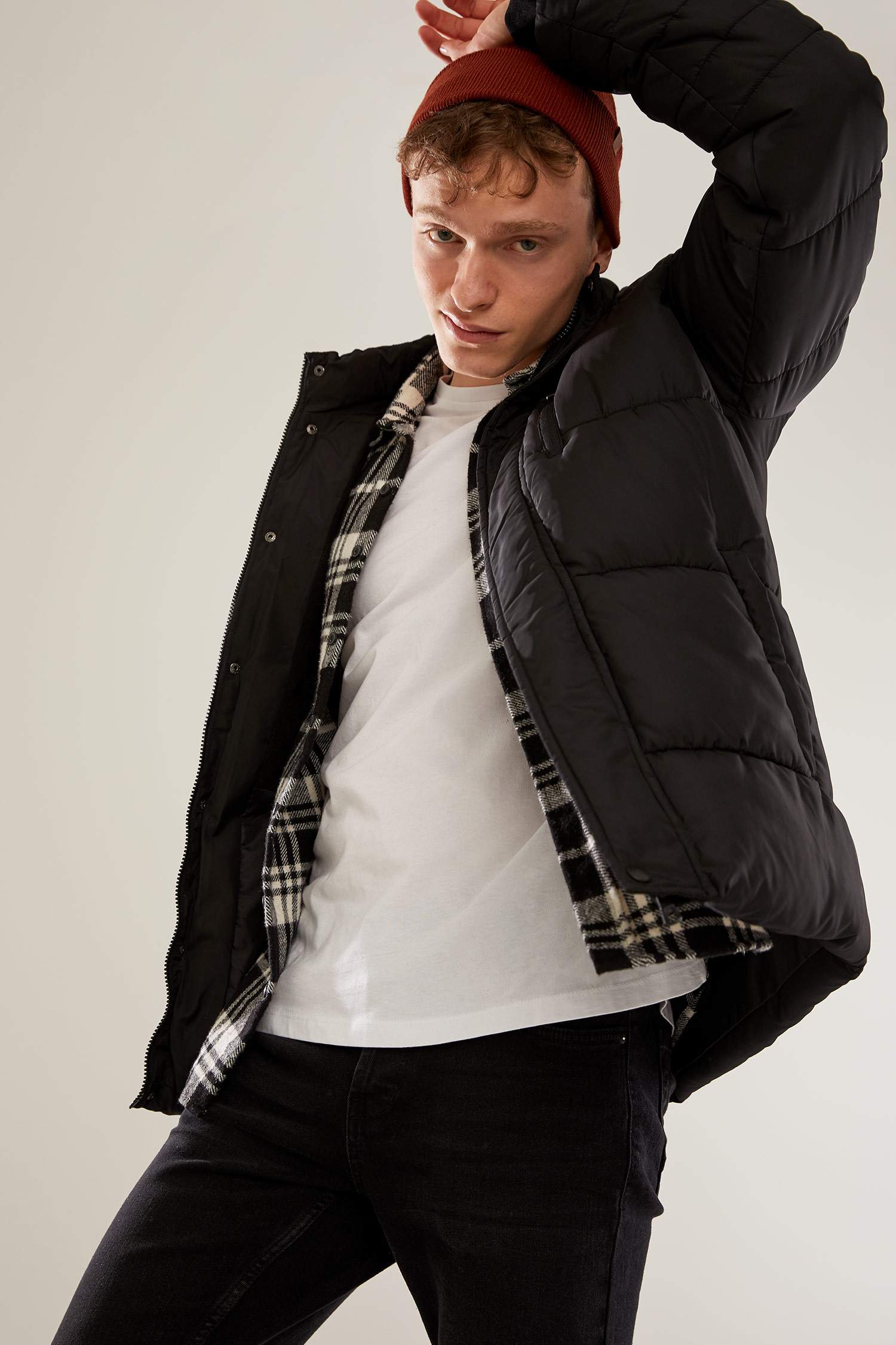Kapüşonlu Slim Fit Kalın Mont
